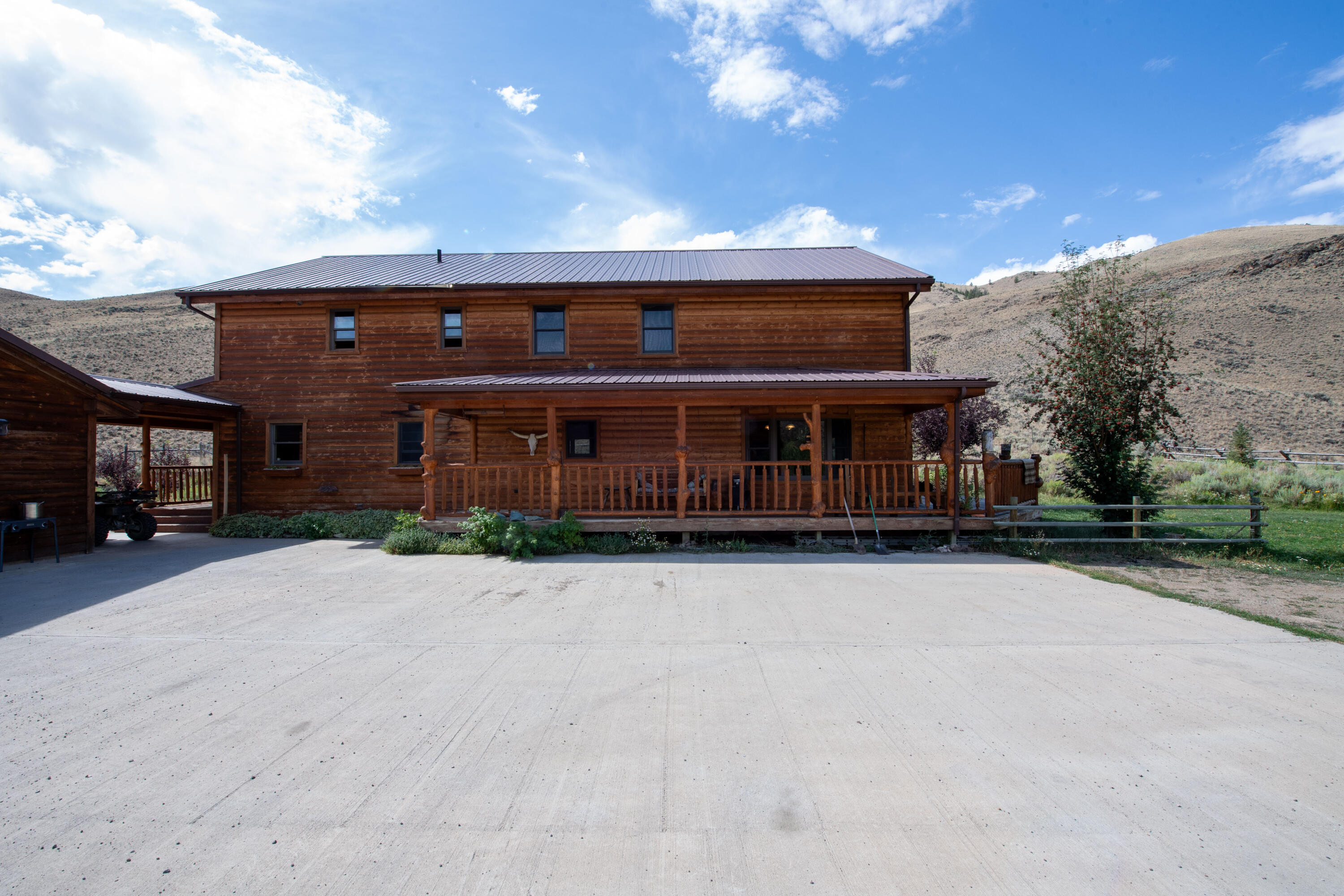9885 Challis Creek Rd Property Photo 33