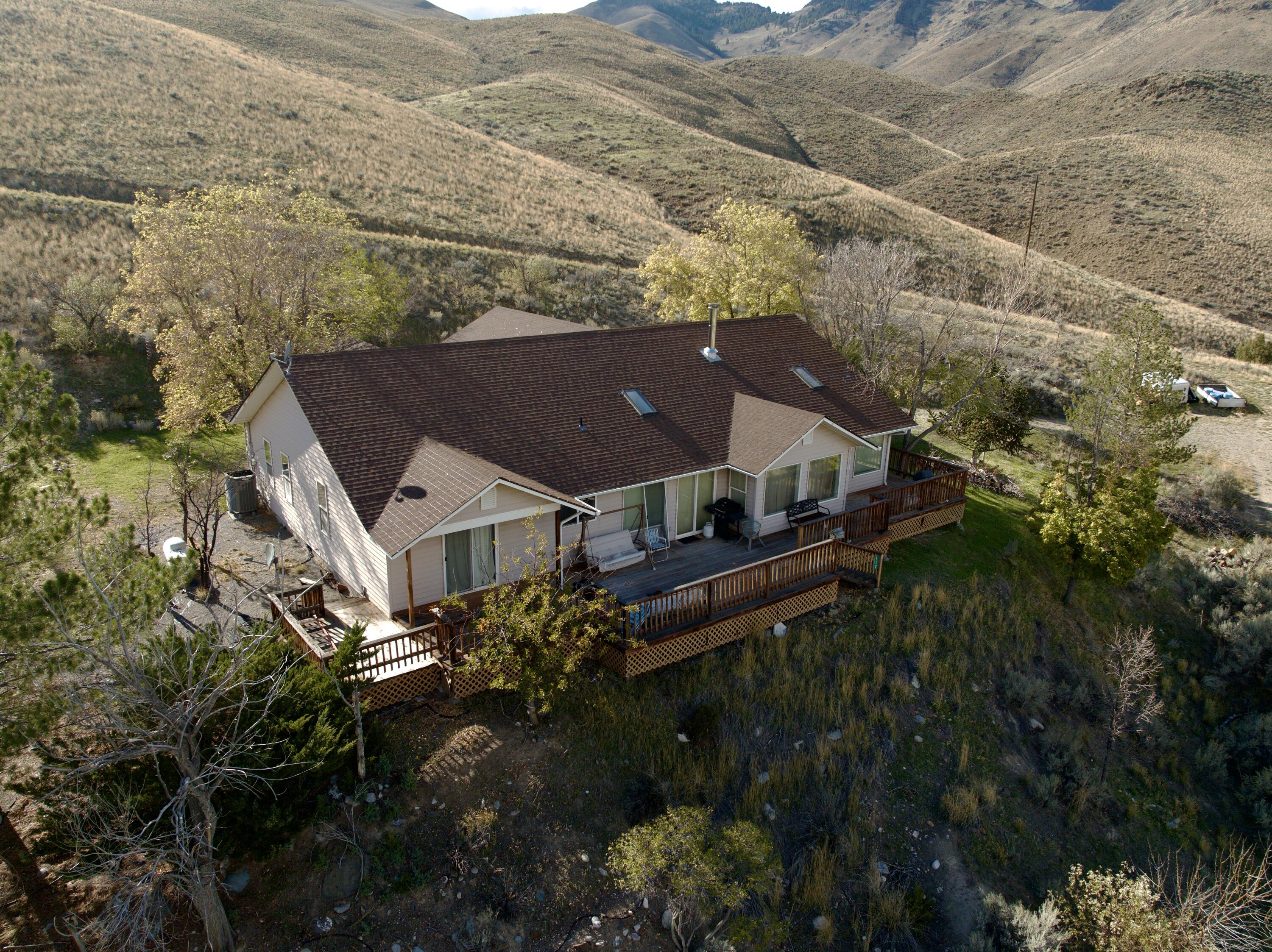 112 W Bluebird Cir Property Photo 1