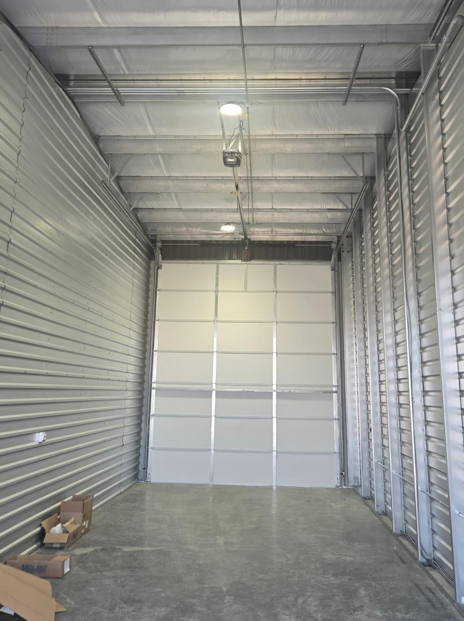 8 Industrial Blvd Property Photo 3