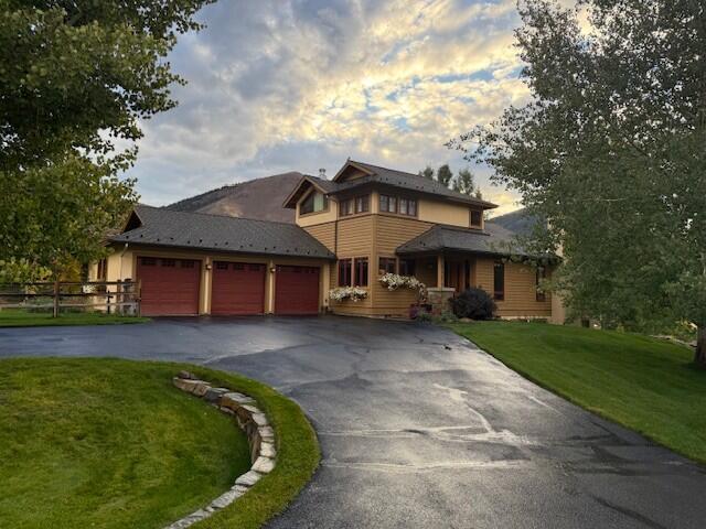 310 Dakota Property Photo 1