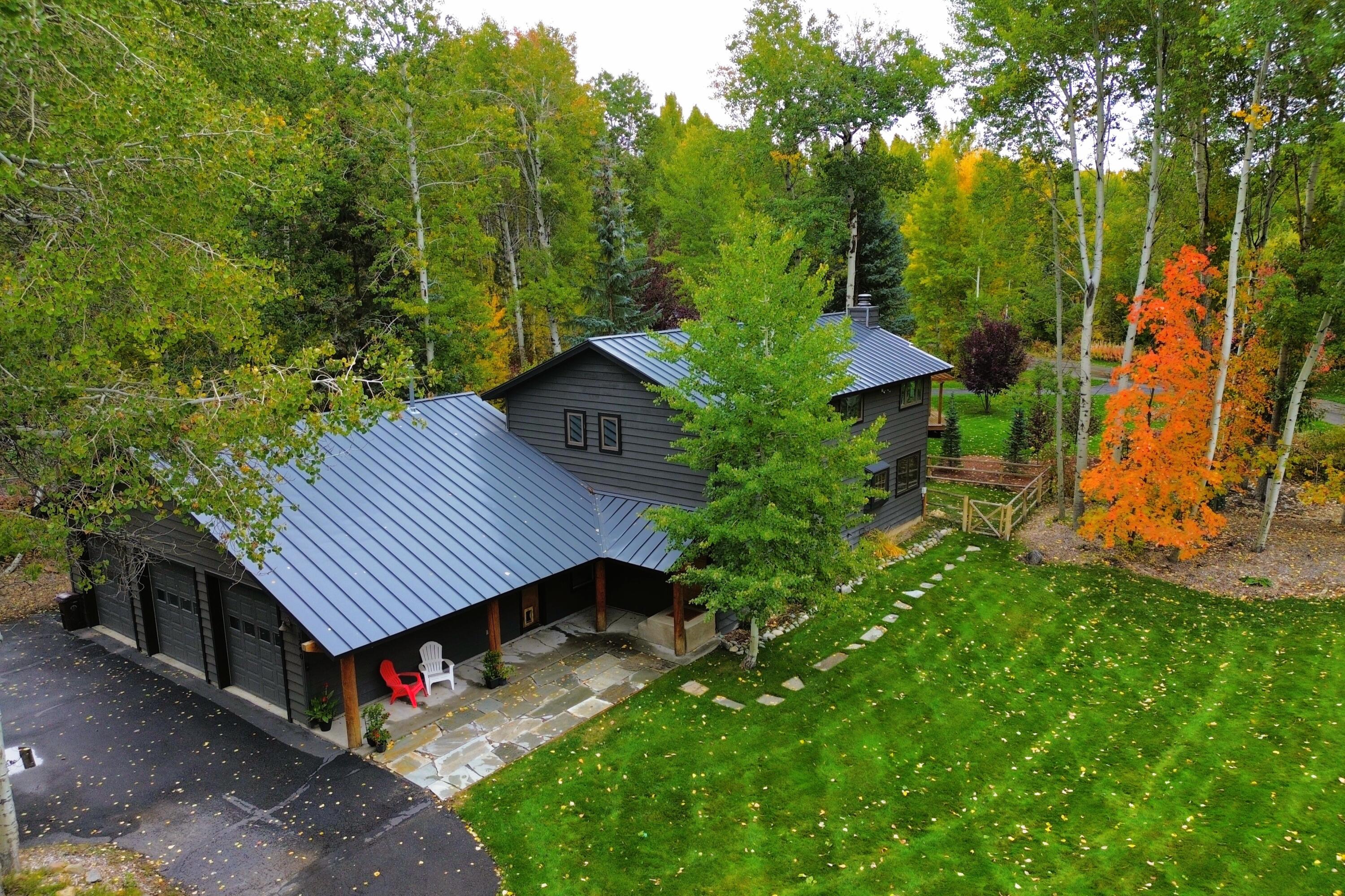 1240 Snowfly Dr Property Photo 1