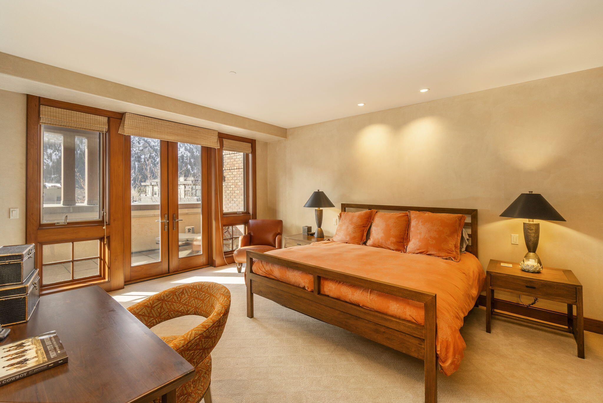 221 N Washington Ave Property Photo 17