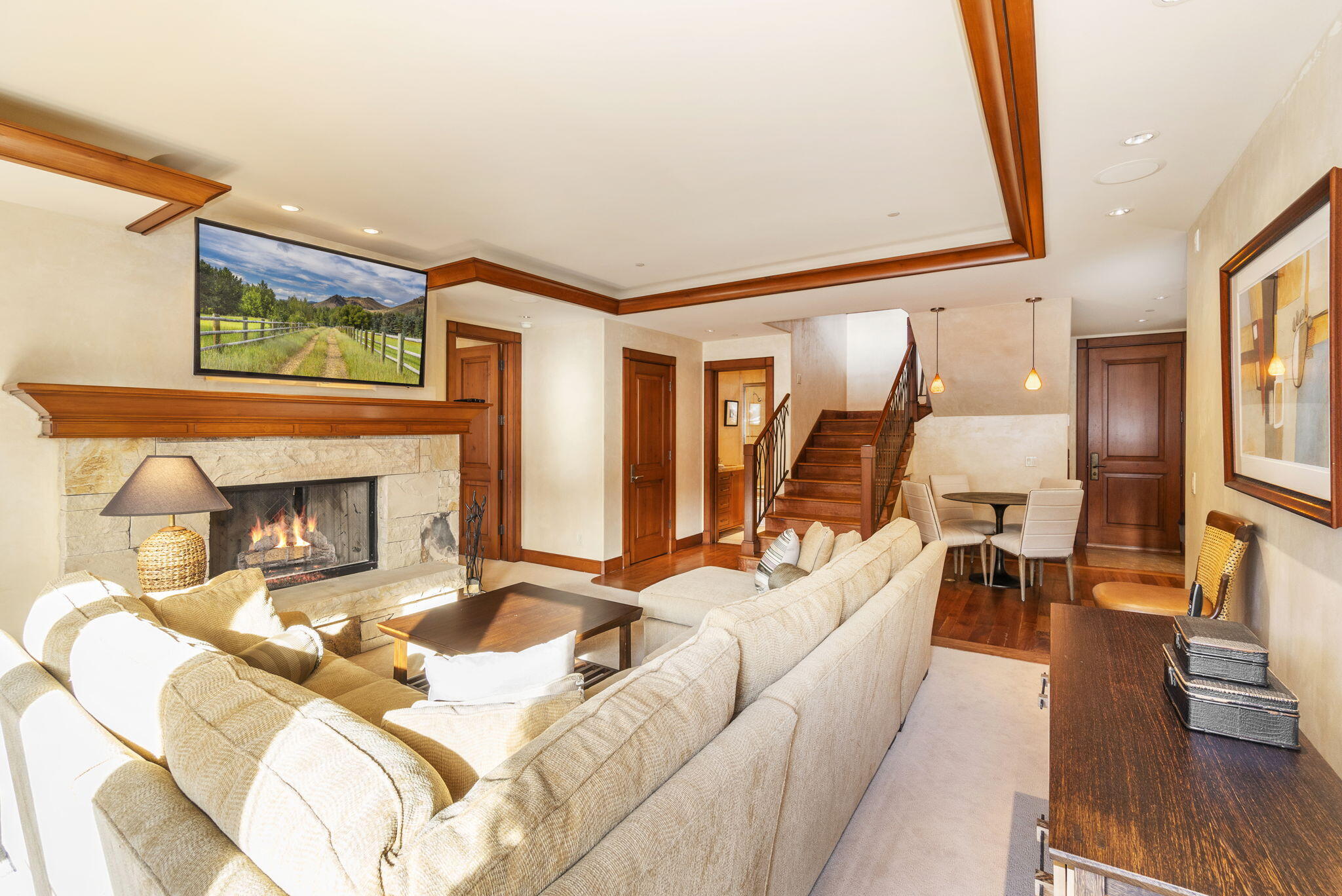 221 N Washington Ave Property Photo 21