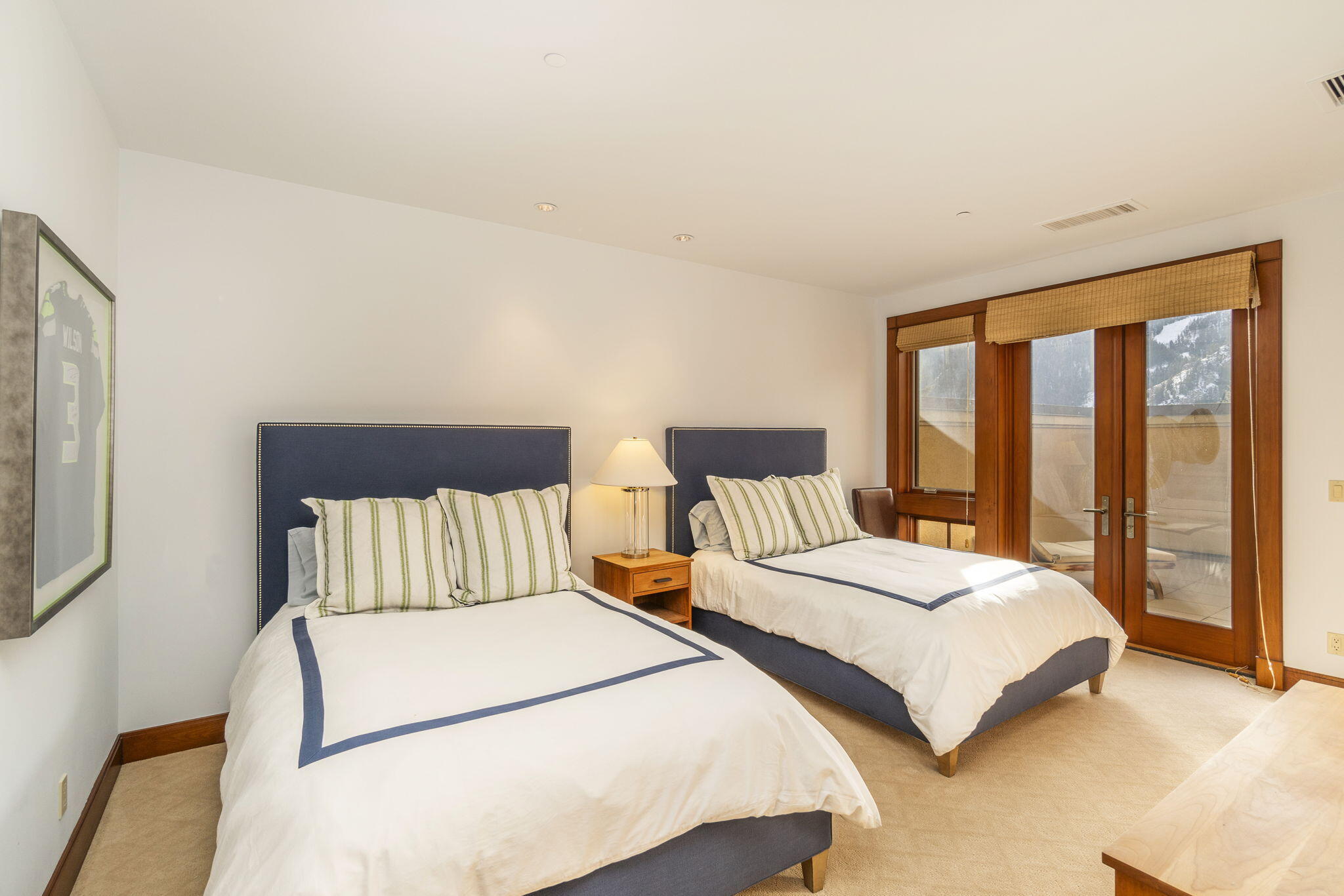 221 N Washington Ave Property Photo 23