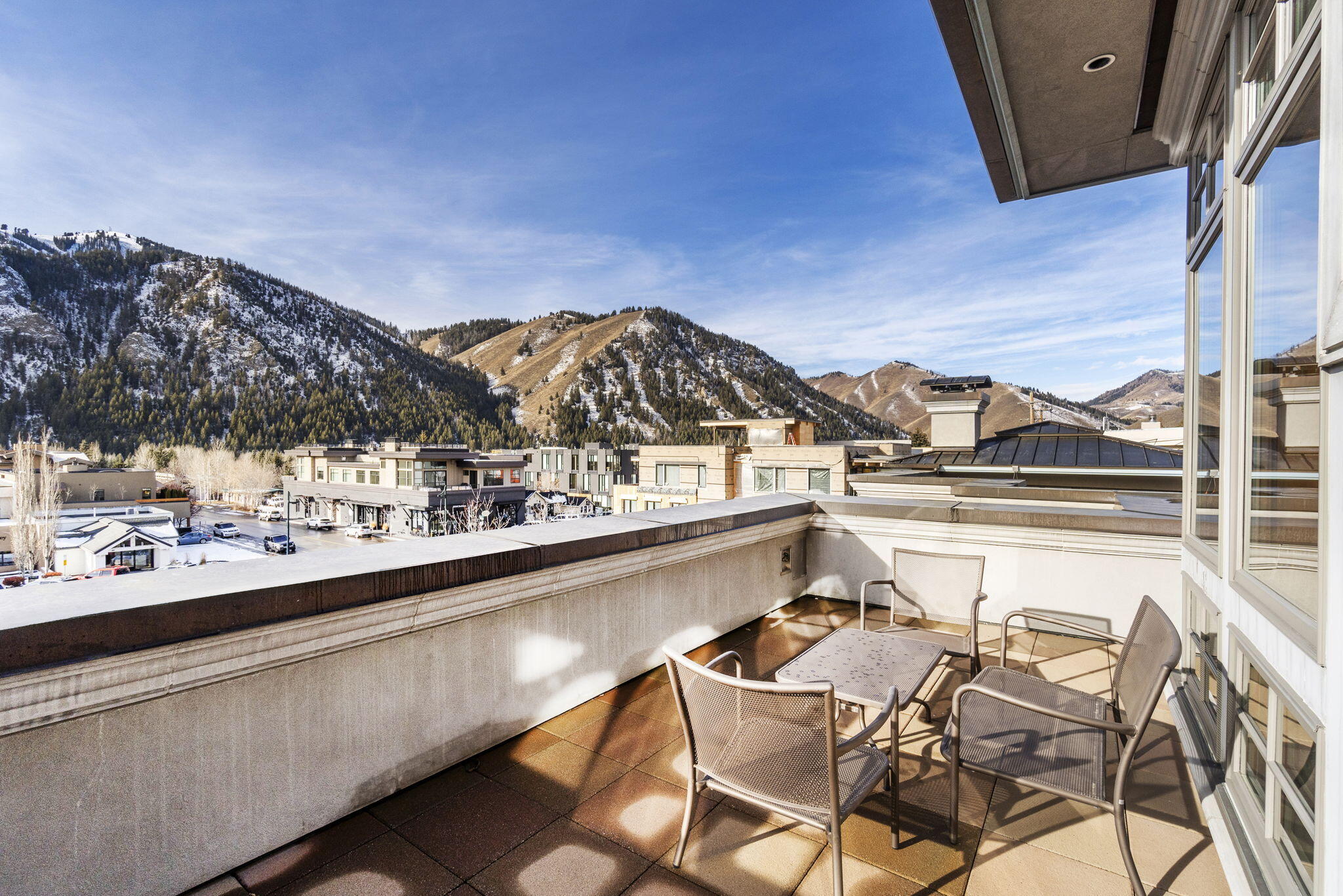 221 N Washington Ave Property Photo 26