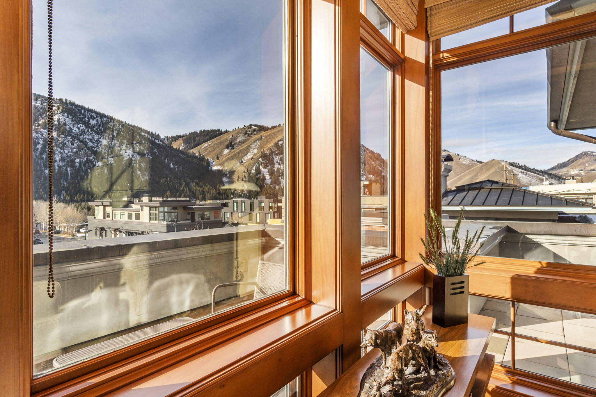 221 N Washington Ave Property Photo 33