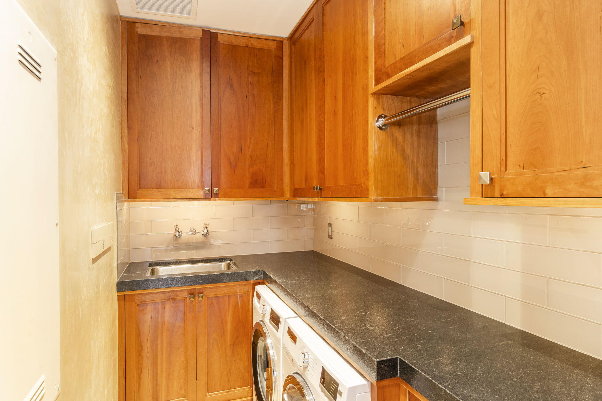 221 N Washington Ave Property Photo 35