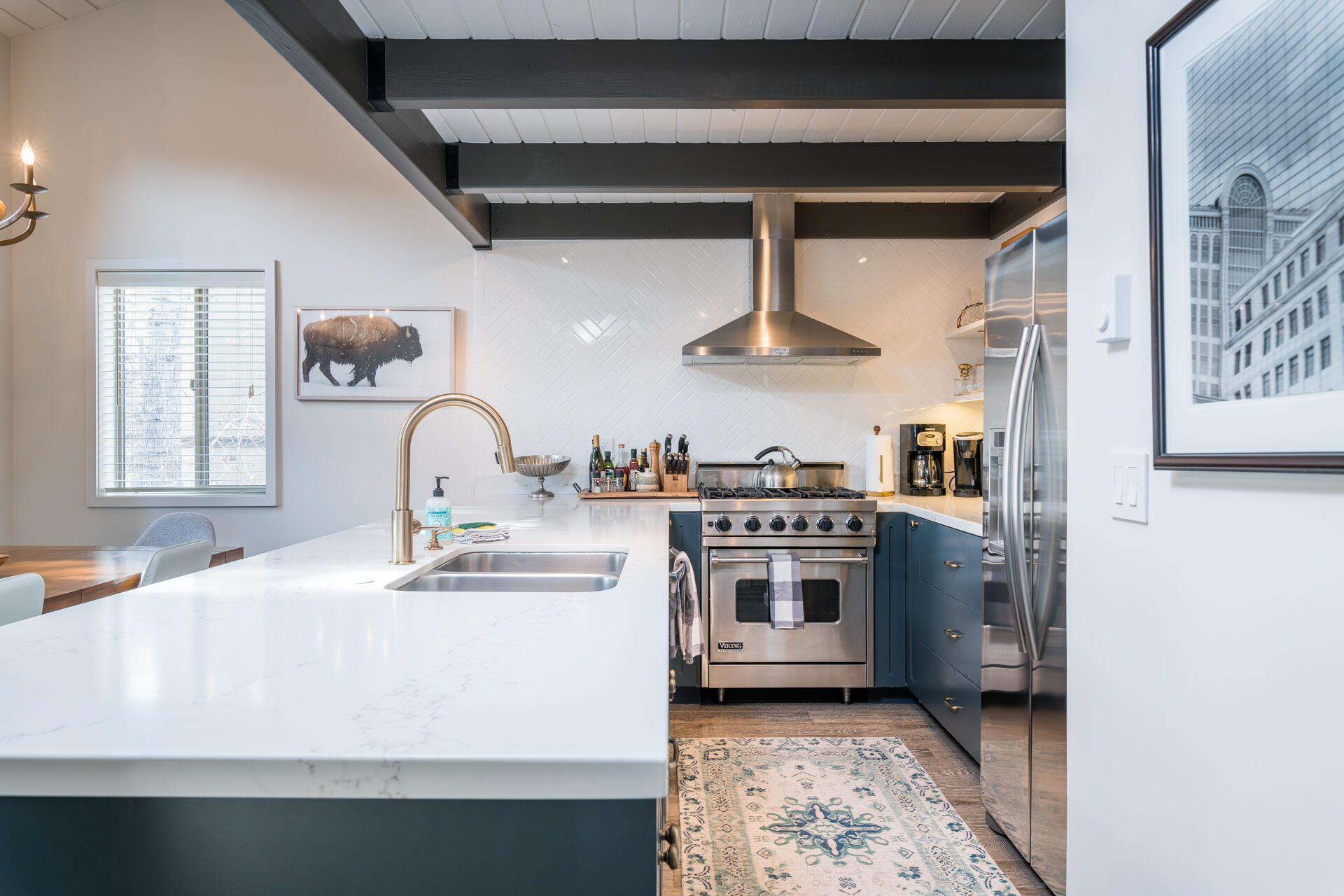 401 S 2nd Ave Property Photo 1