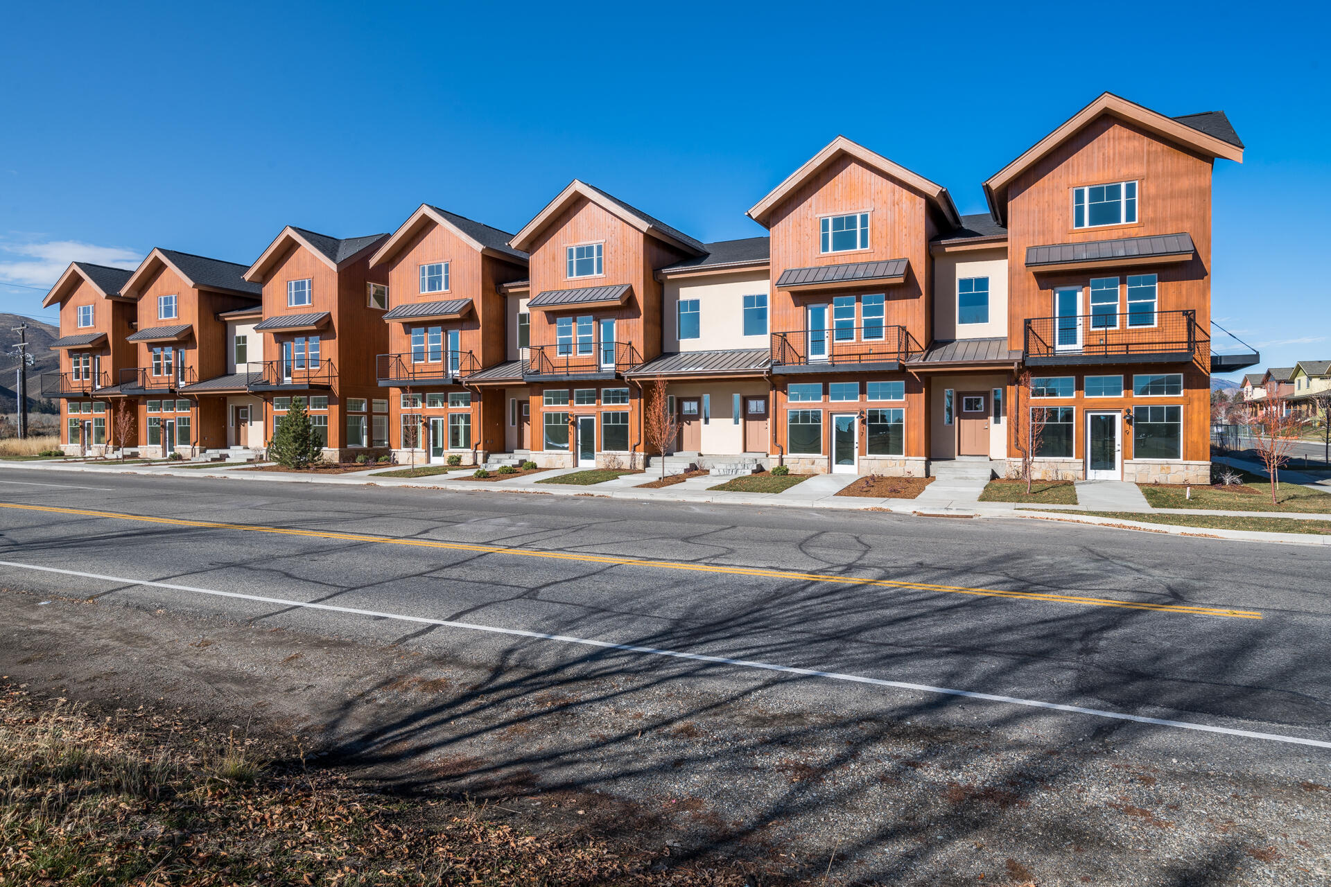 809 Countryside Blvd Property Photo 1