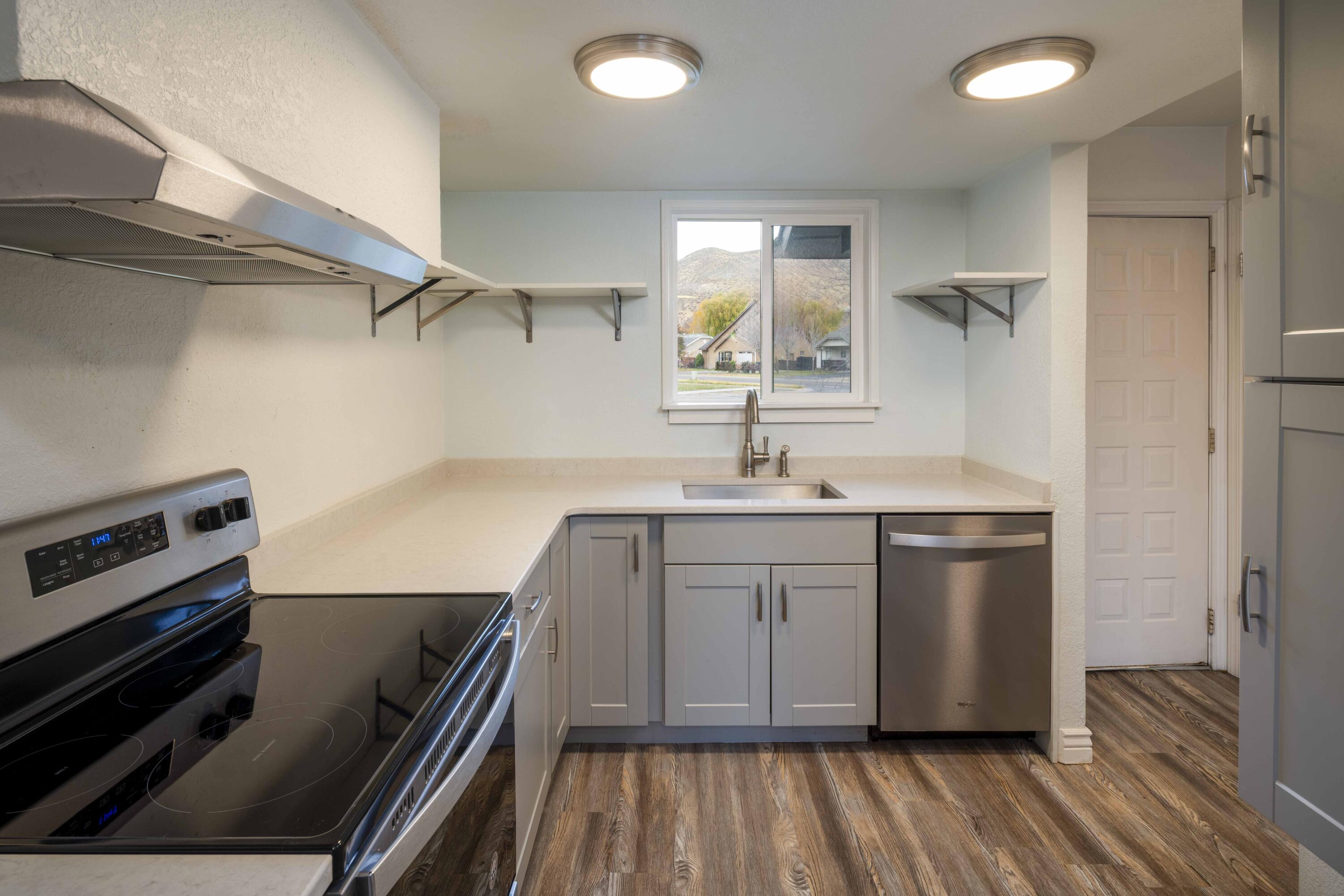 850 Shenandoah Dr Property Photo 1