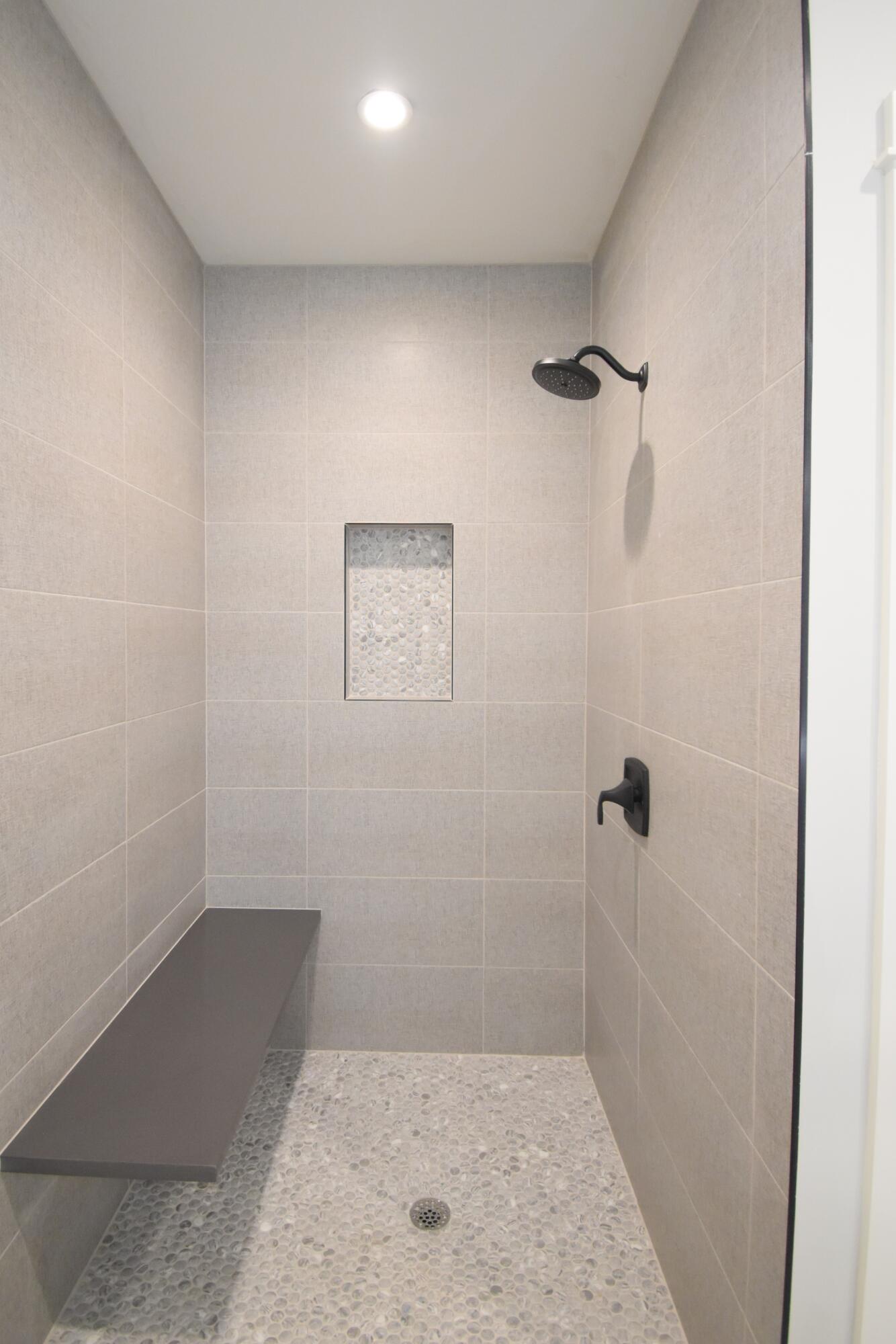 1410 Silver Star Dr Property Photo 14