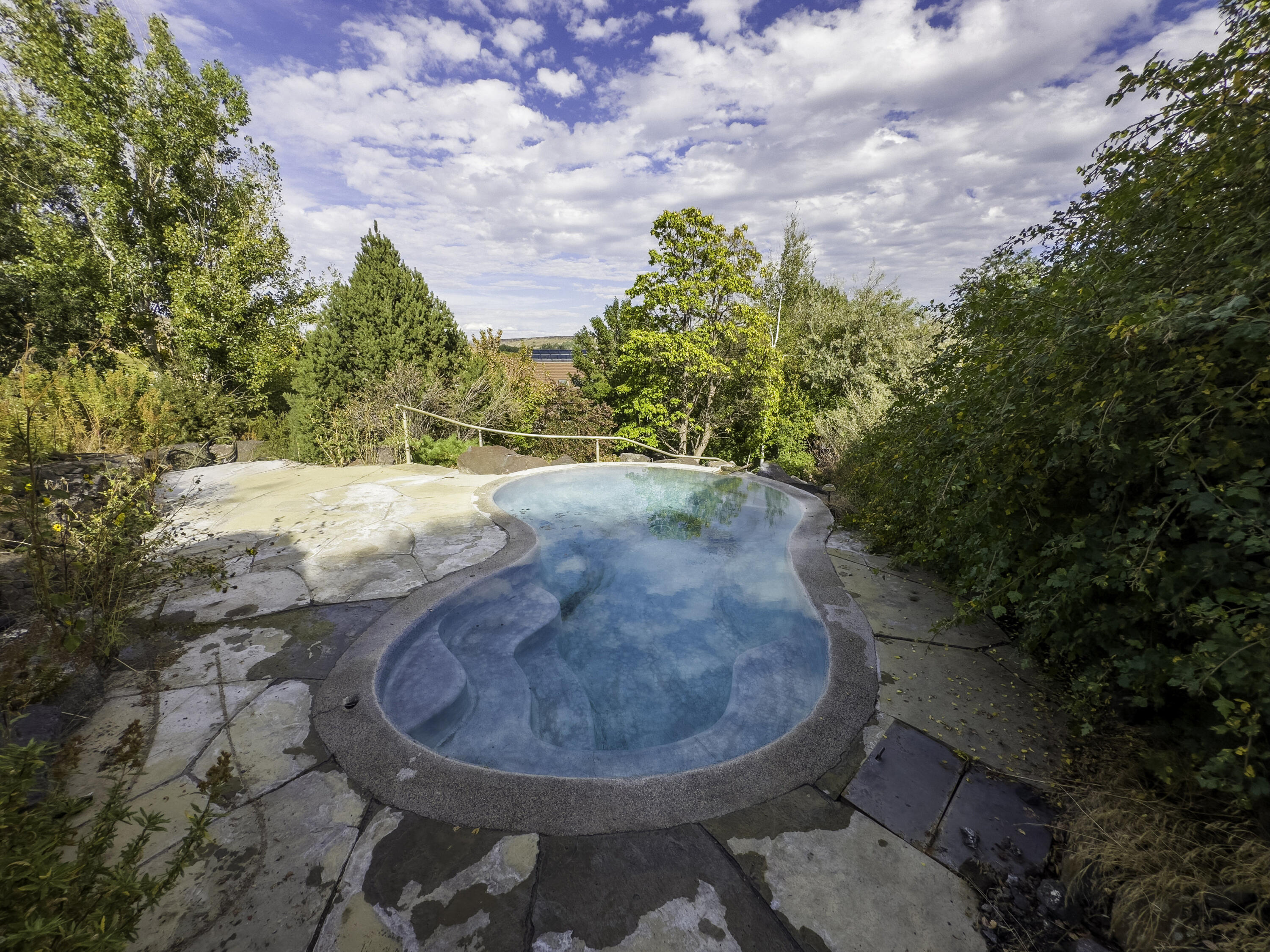 4799 A & B River Rd Property Photo 12