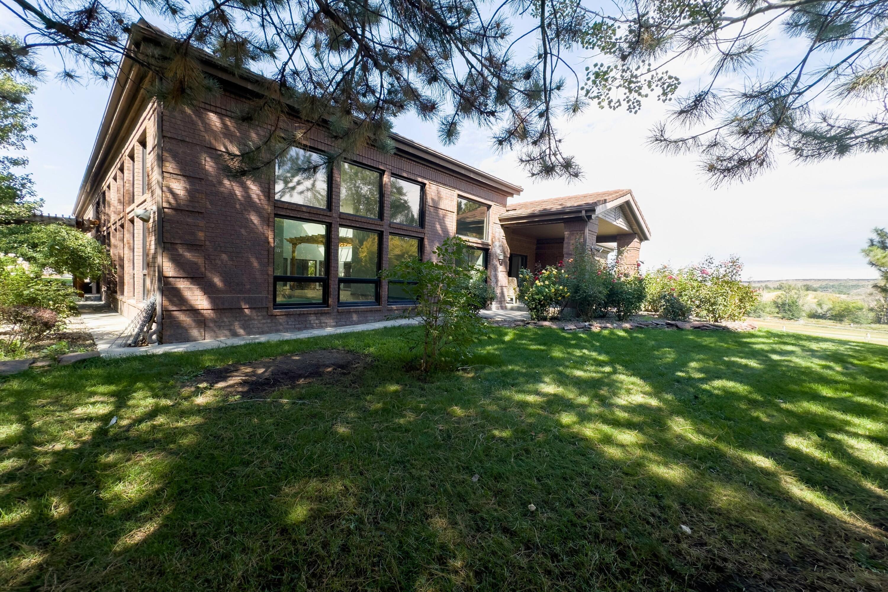 4799 A & B River Rd Property Photo 13