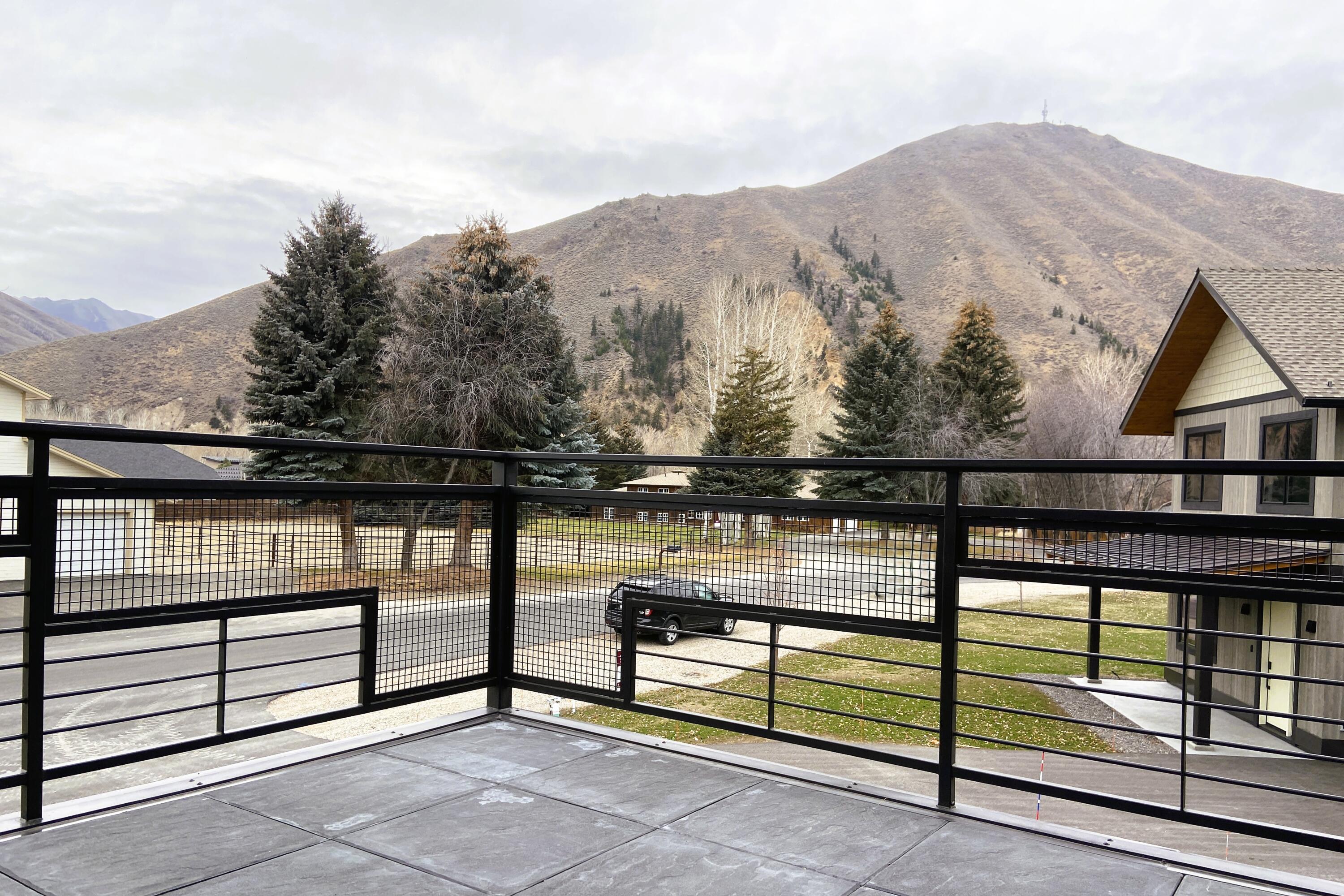 1420 Silver Star Dr Property Photo 14