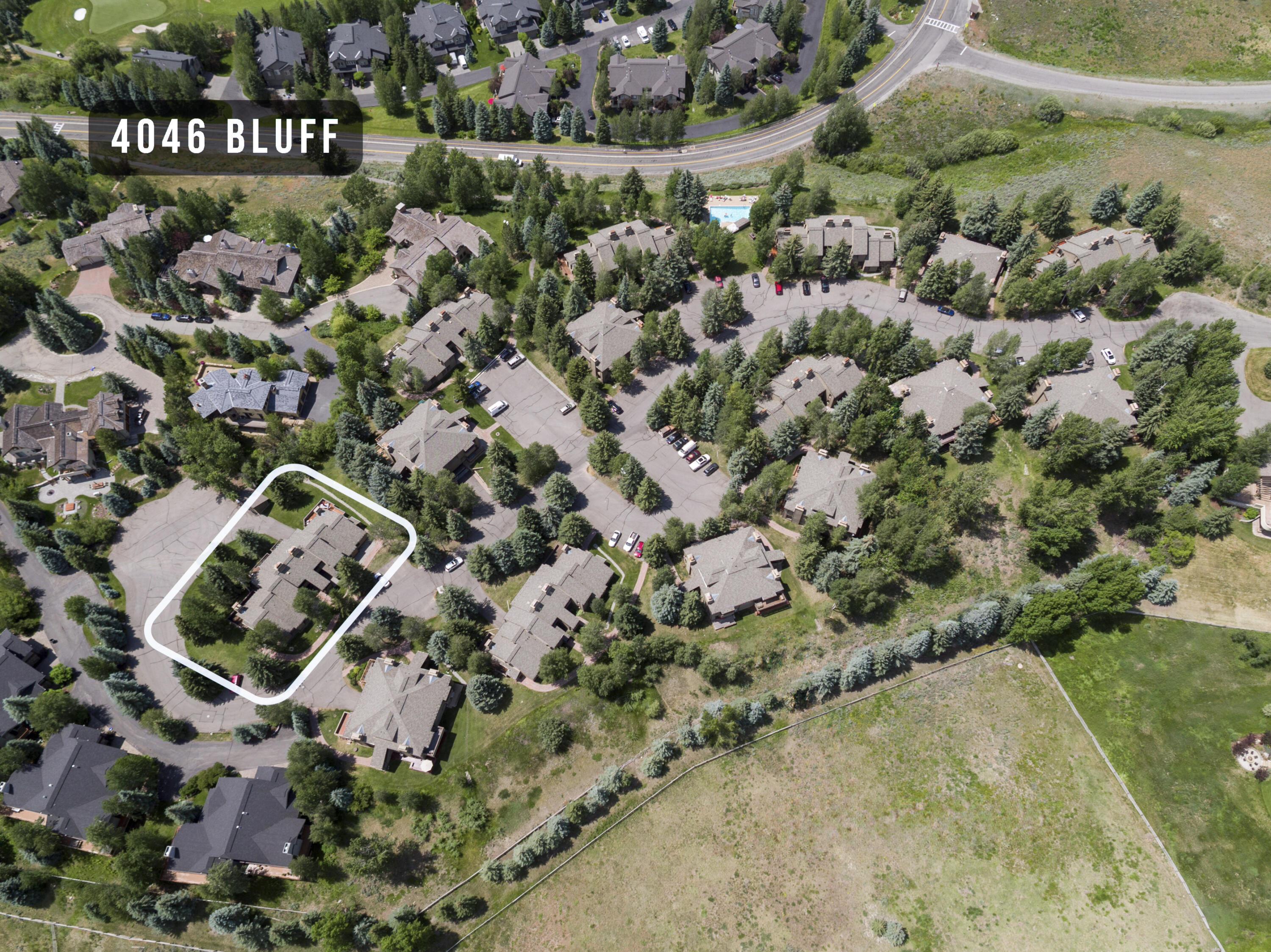 4046 Bluff Condo Dr Property Photo 20