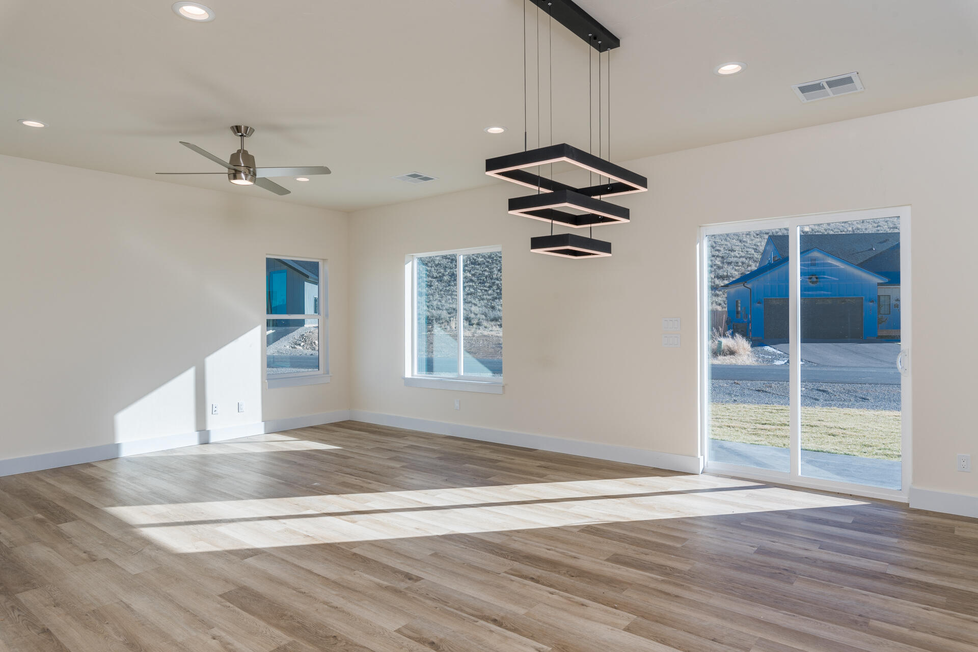 136 Cowcatcher Loop Property Photo 6