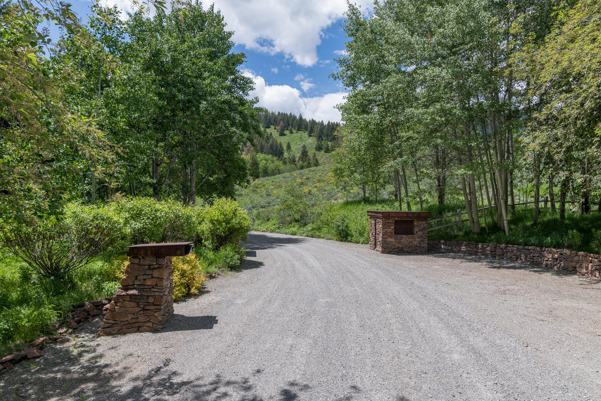 Hwy 75 Property Photo 31