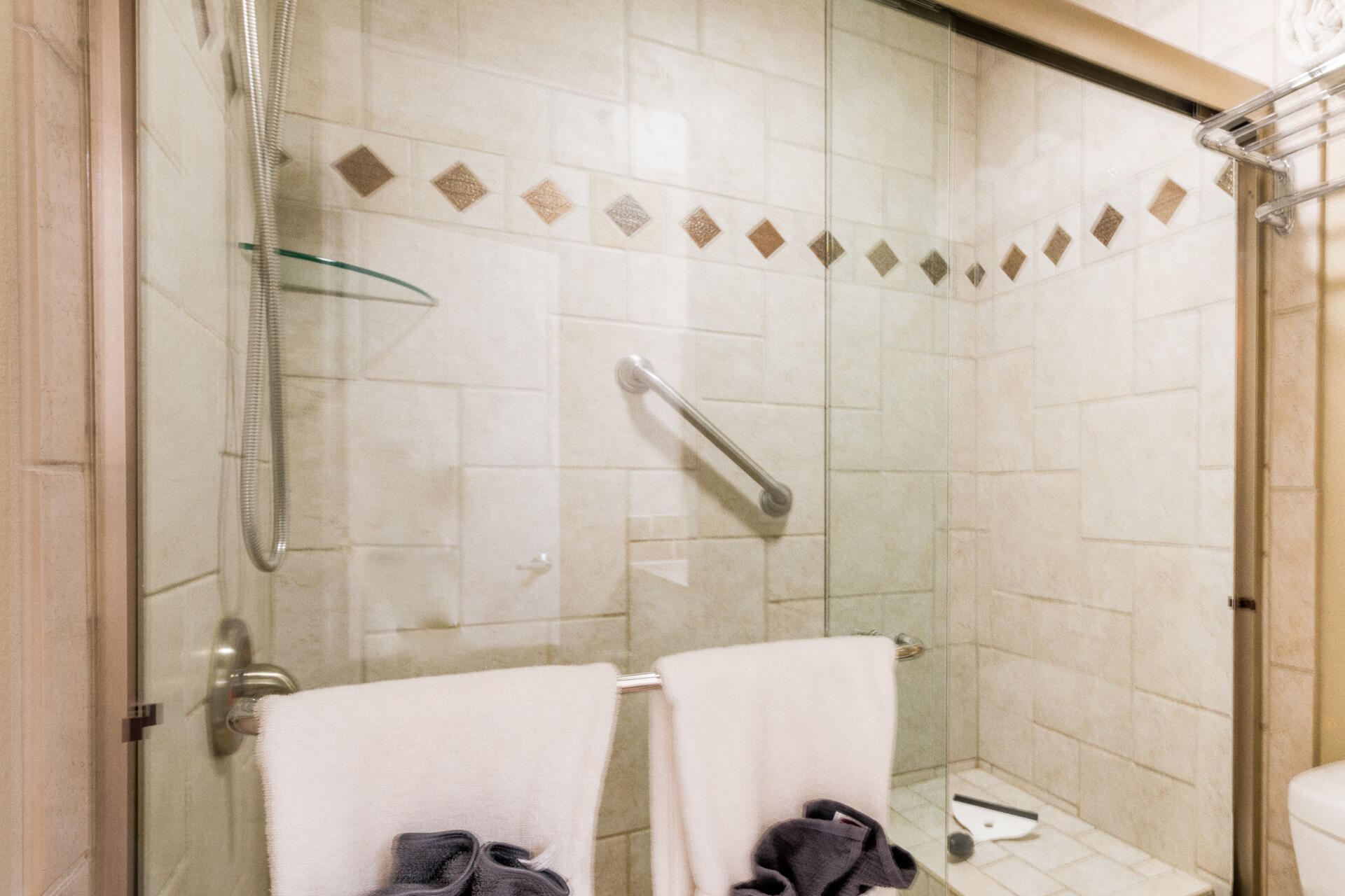 111 Angani Way 2069 Property Photo 8