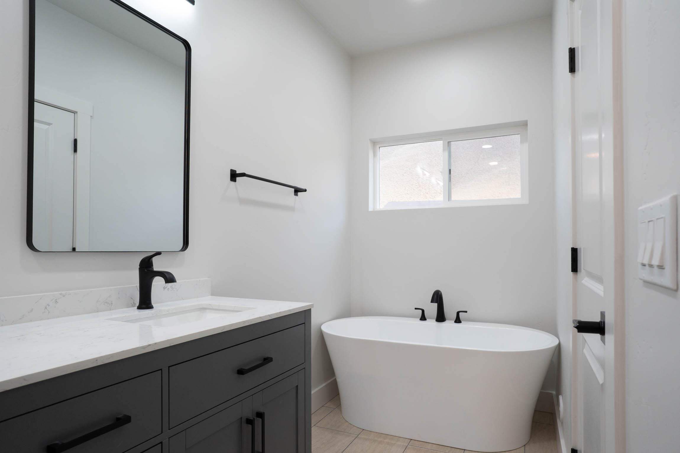 124 Cowcatcher Loop Property Photo 14