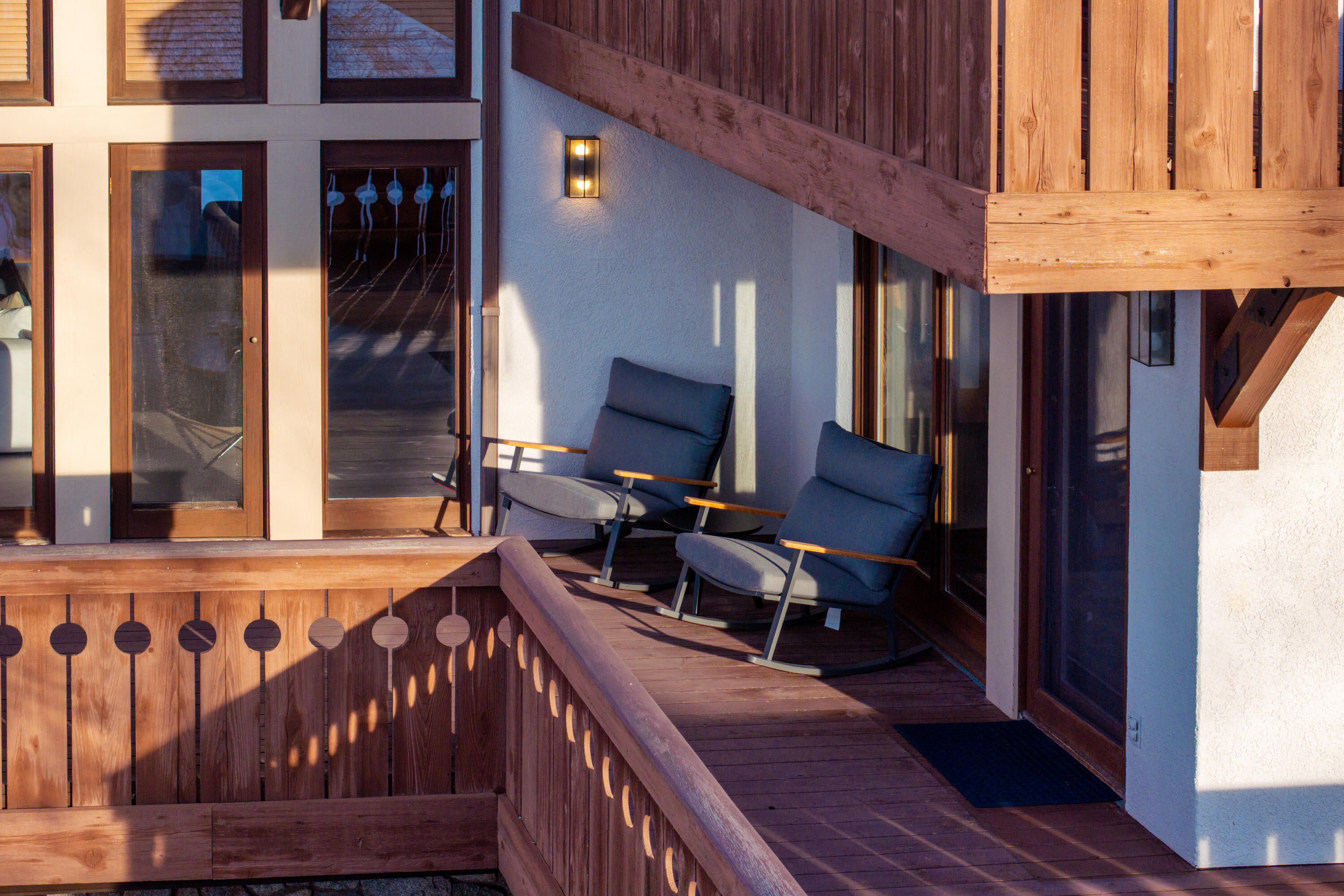107 Skyline Spur Property Photo 6