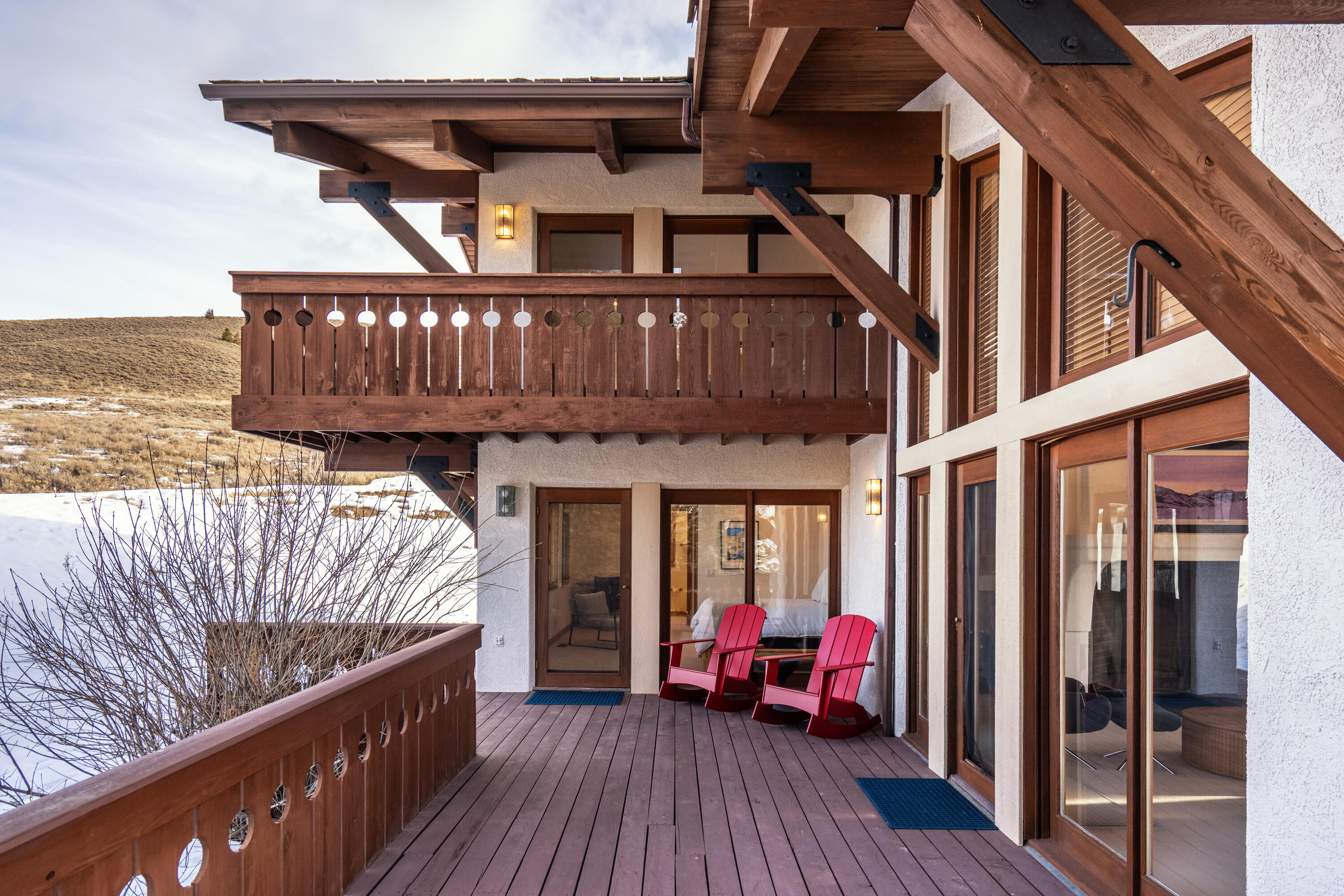 107 Skyline Spur Property Photo 15