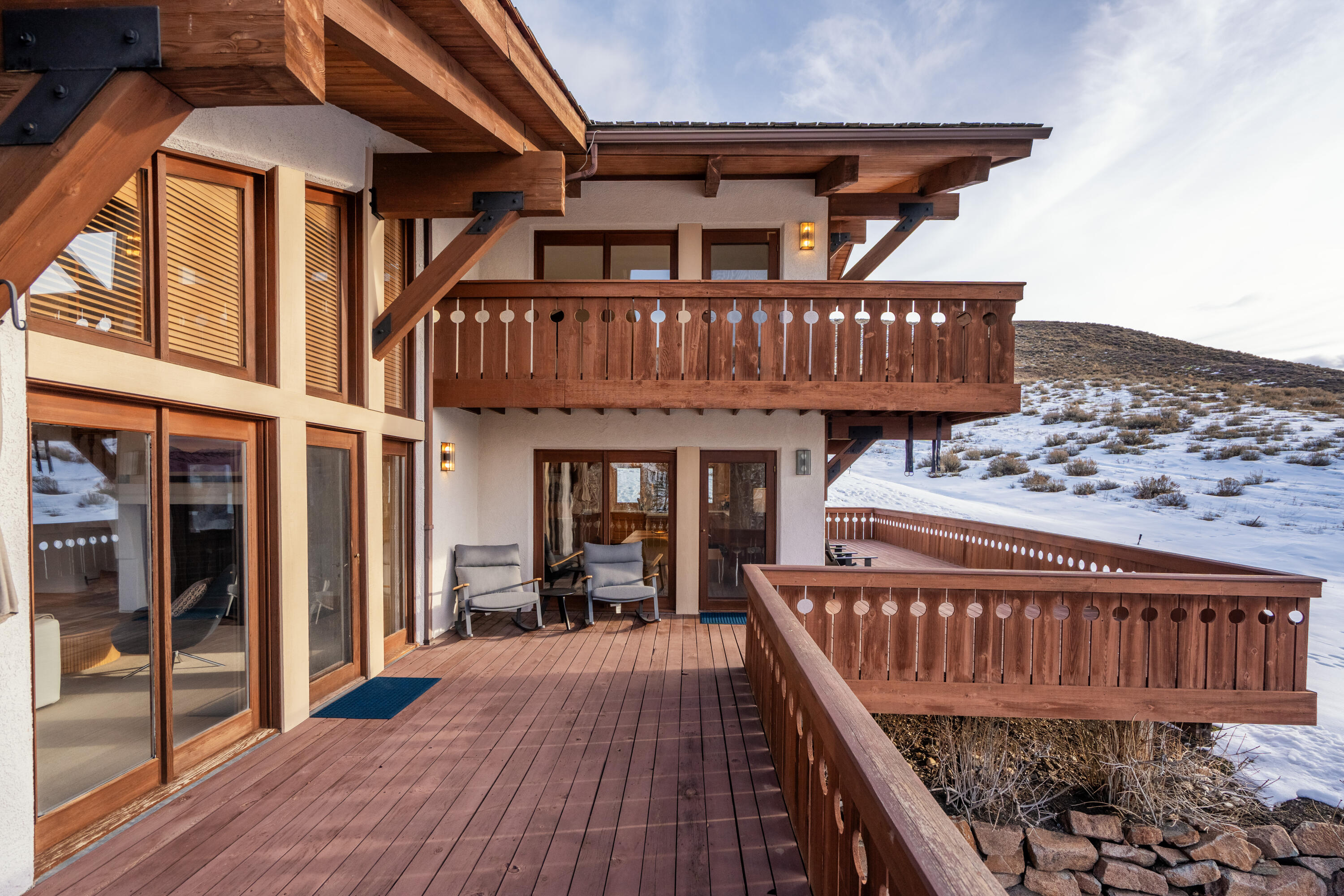 107 Skyline Spur Property Photo 16