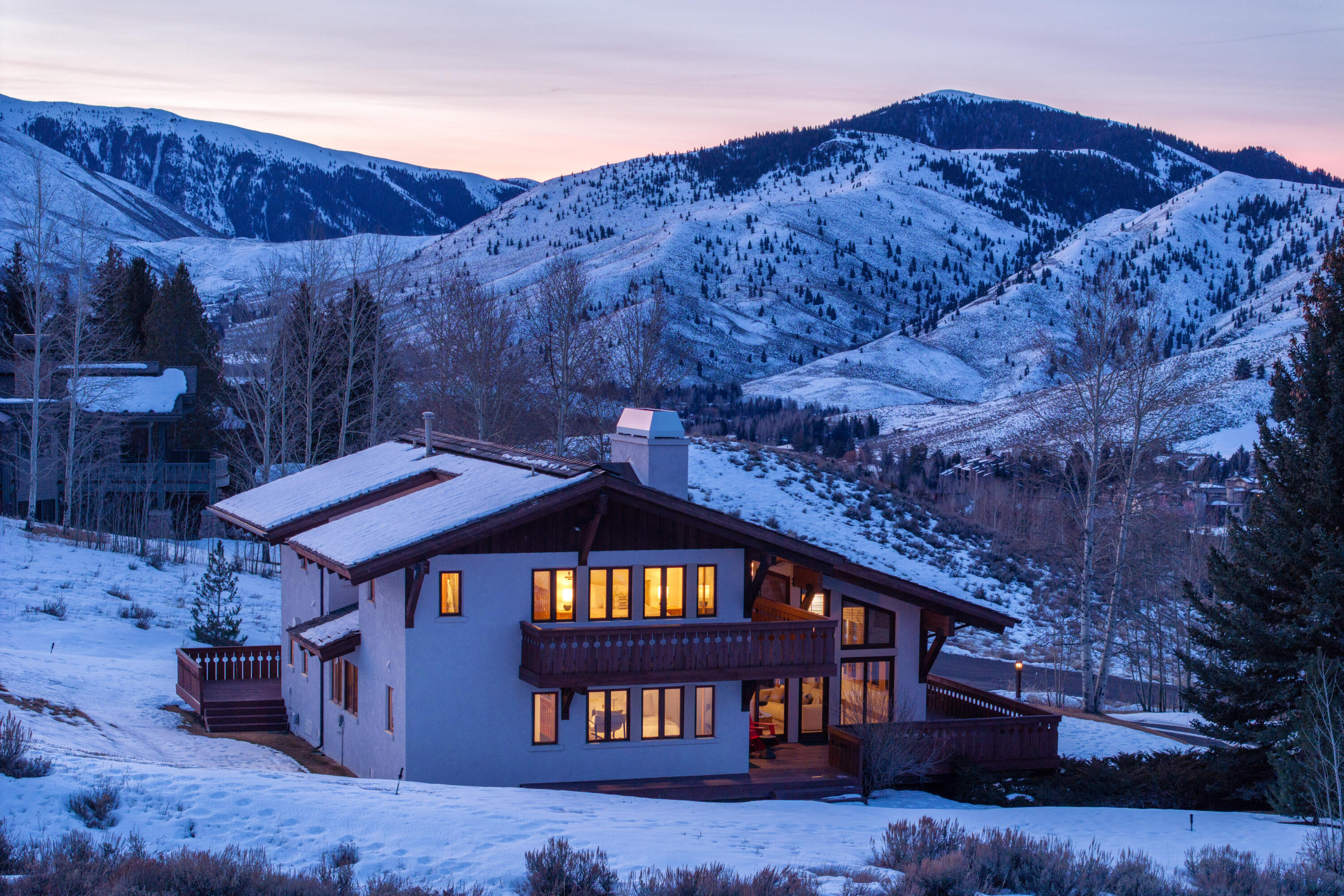 107 Skyline Spur Property Photo 37