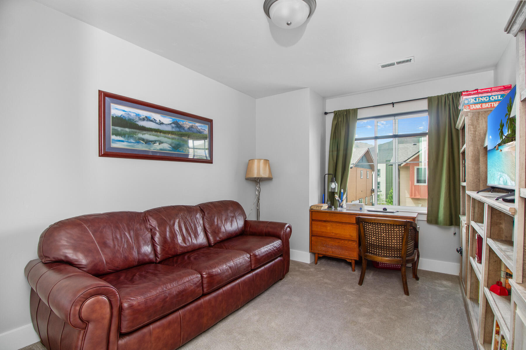 2448 S Windmill Way Property Photo 12