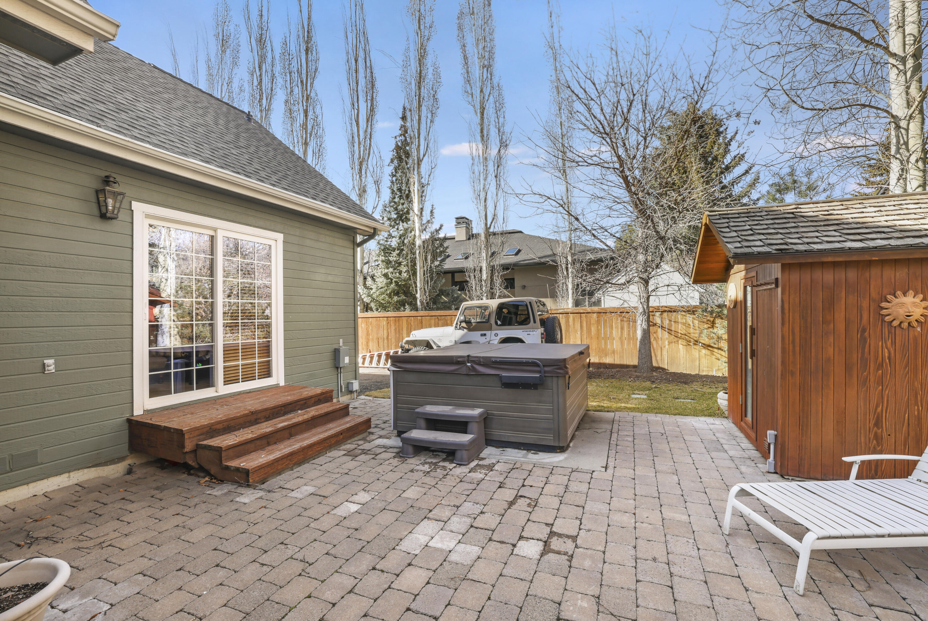 630 Deerfield Dr Property Photo 24