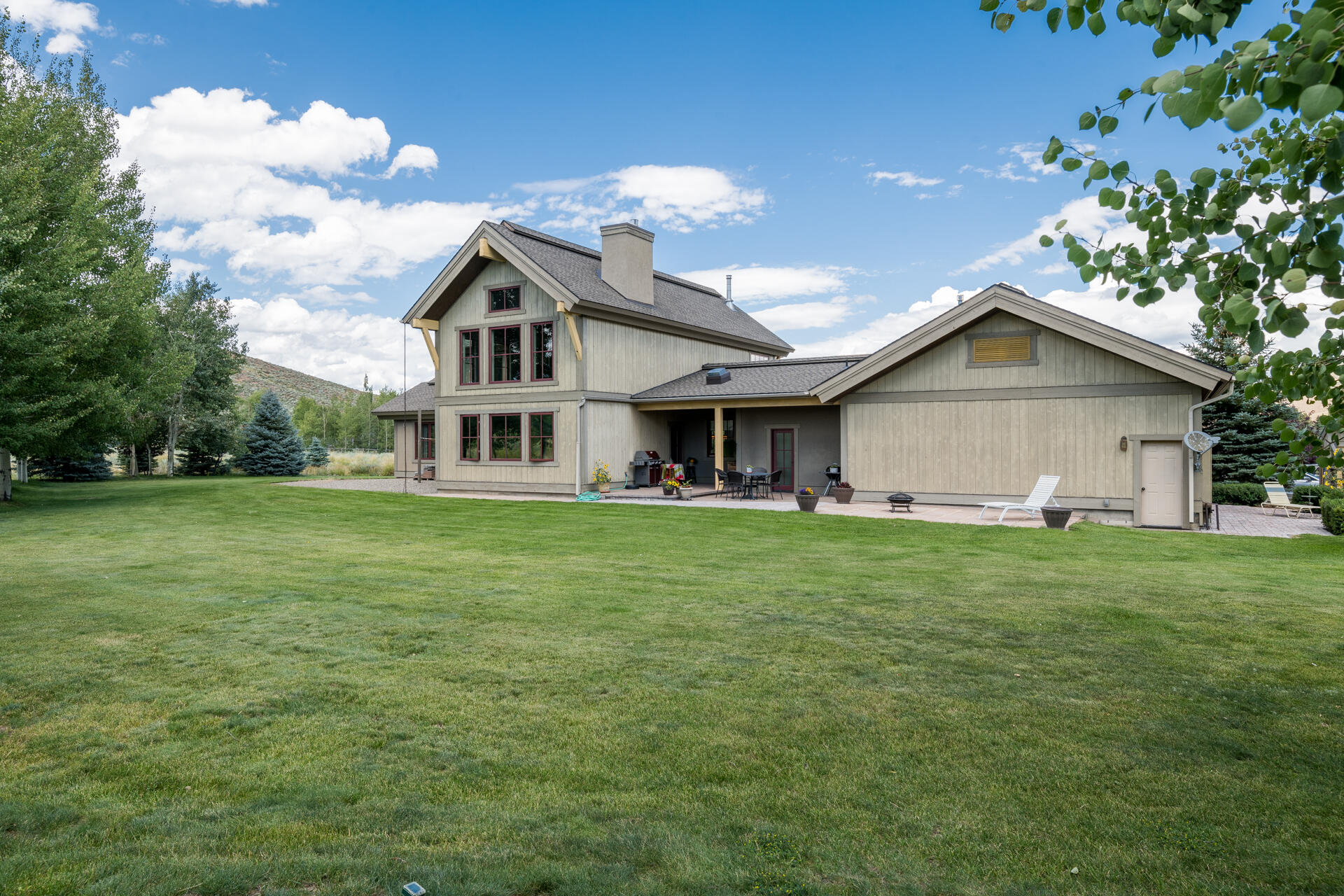 16 Willow Creek Lane Property Photo 25