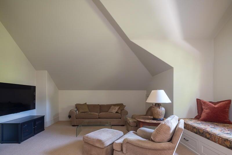 115 Graduate Dr Property Photo 17