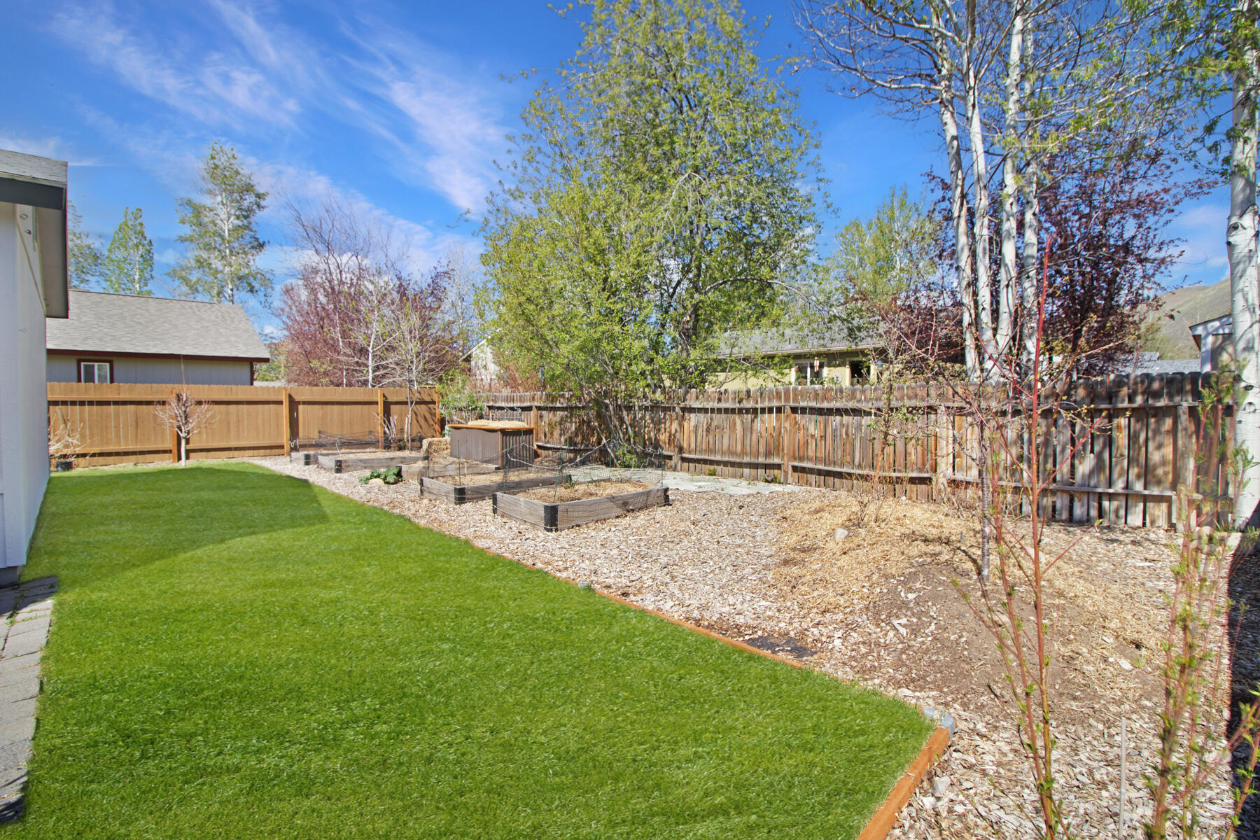 951 Forest Bend Dr Property Photo 15