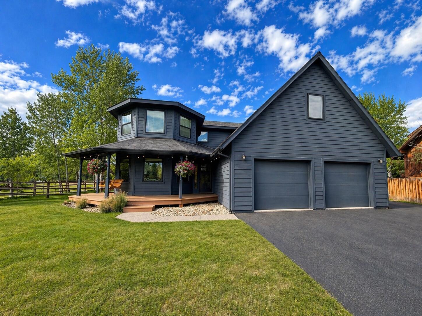 561 Mother Lode Loop Property Photo 1