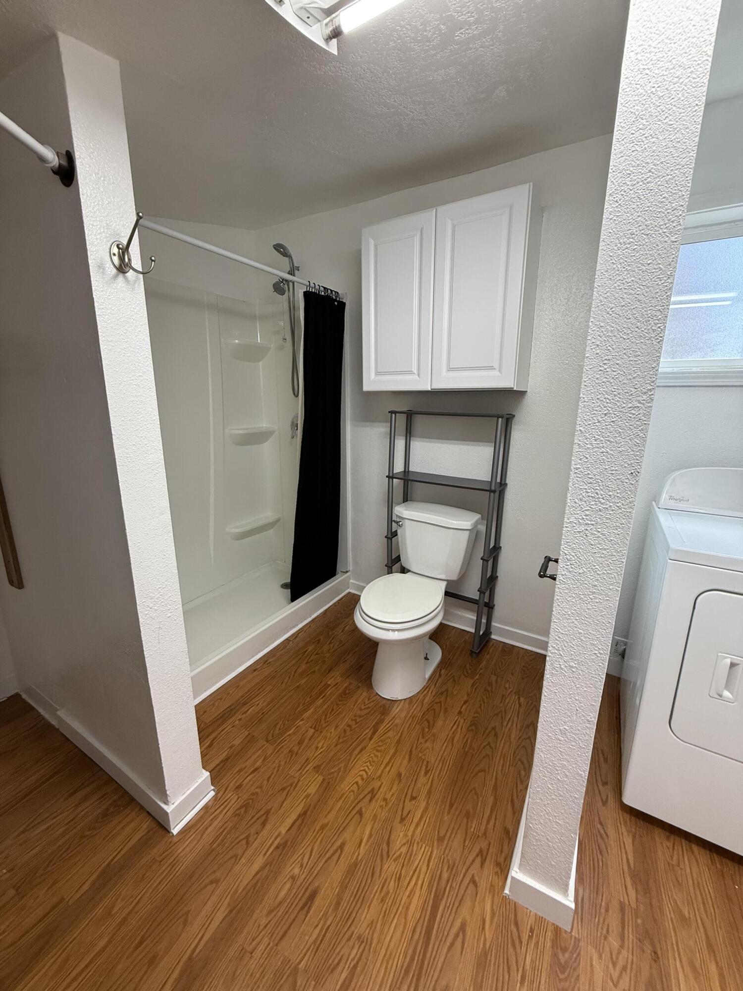 515 W C St Property Photo 17