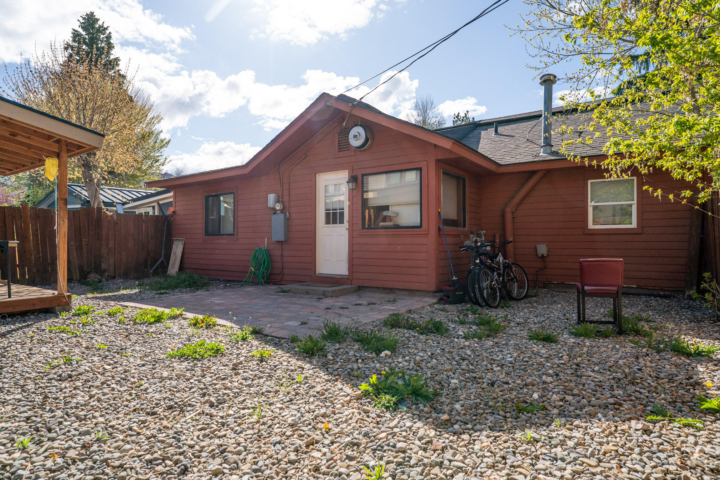 115 E Pine St Property Photo 15