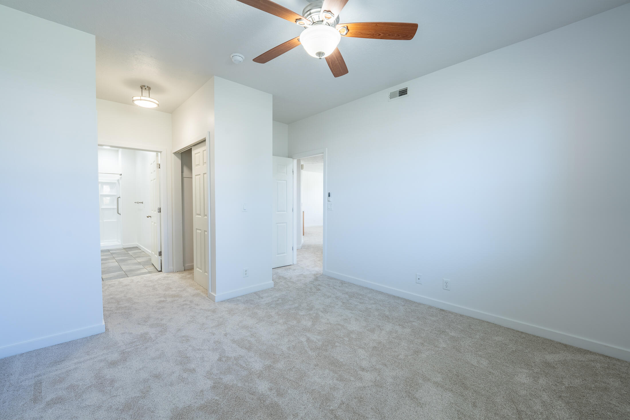 921 White Cloud Lane B Property Photo 11