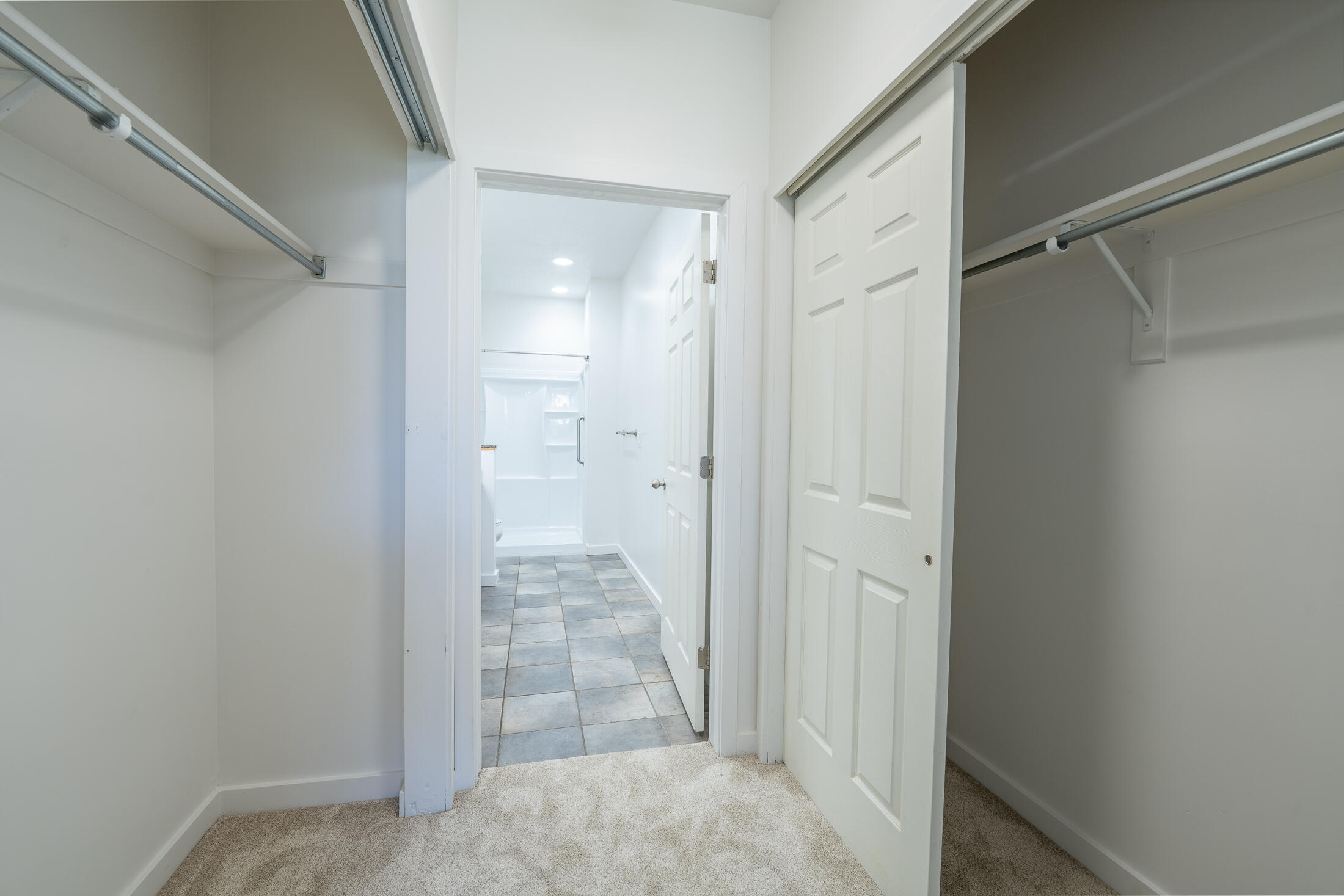 921 White Cloud Lane B Property Photo 14