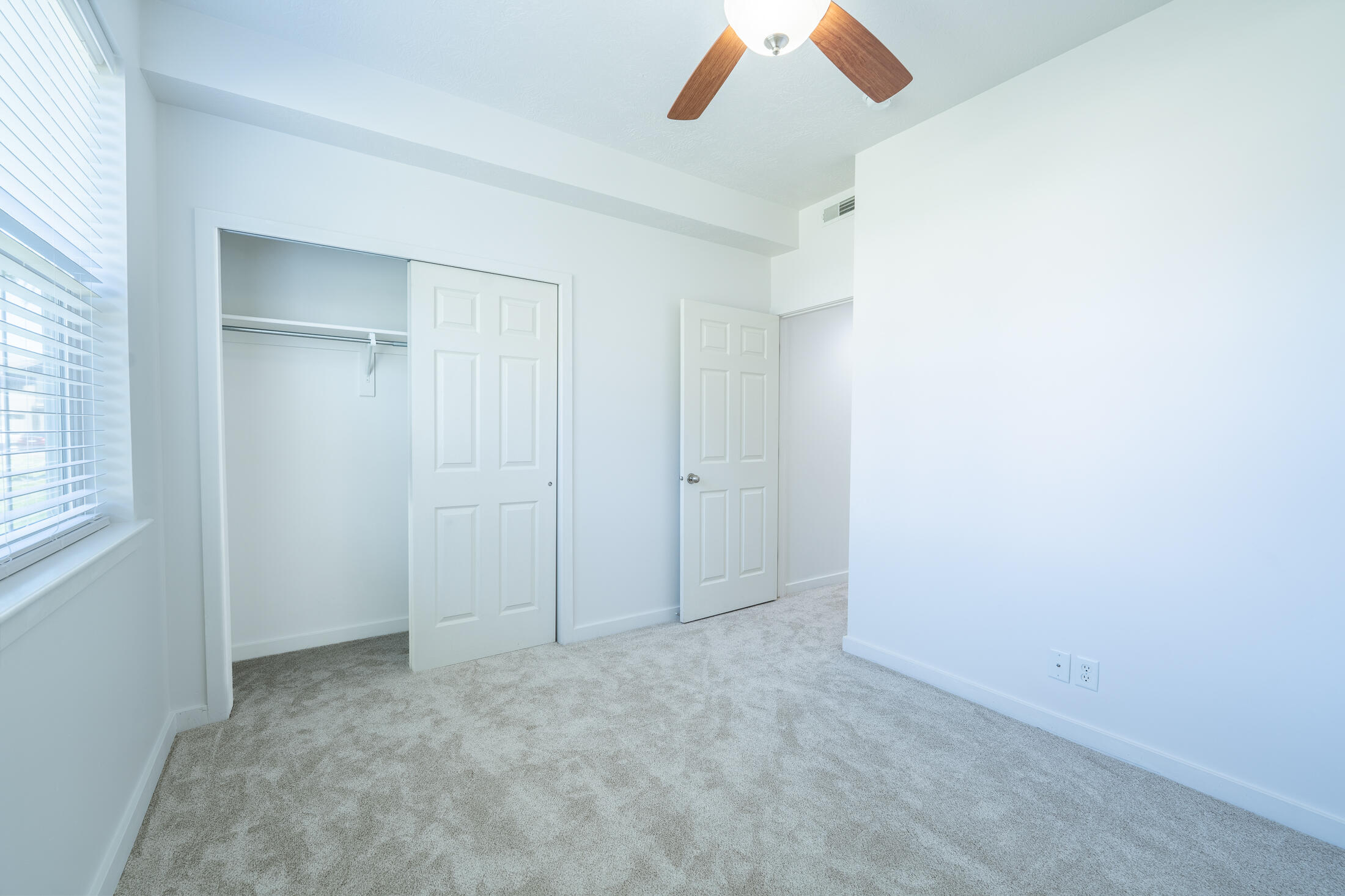 921 White Cloud Lane B Property Photo 16