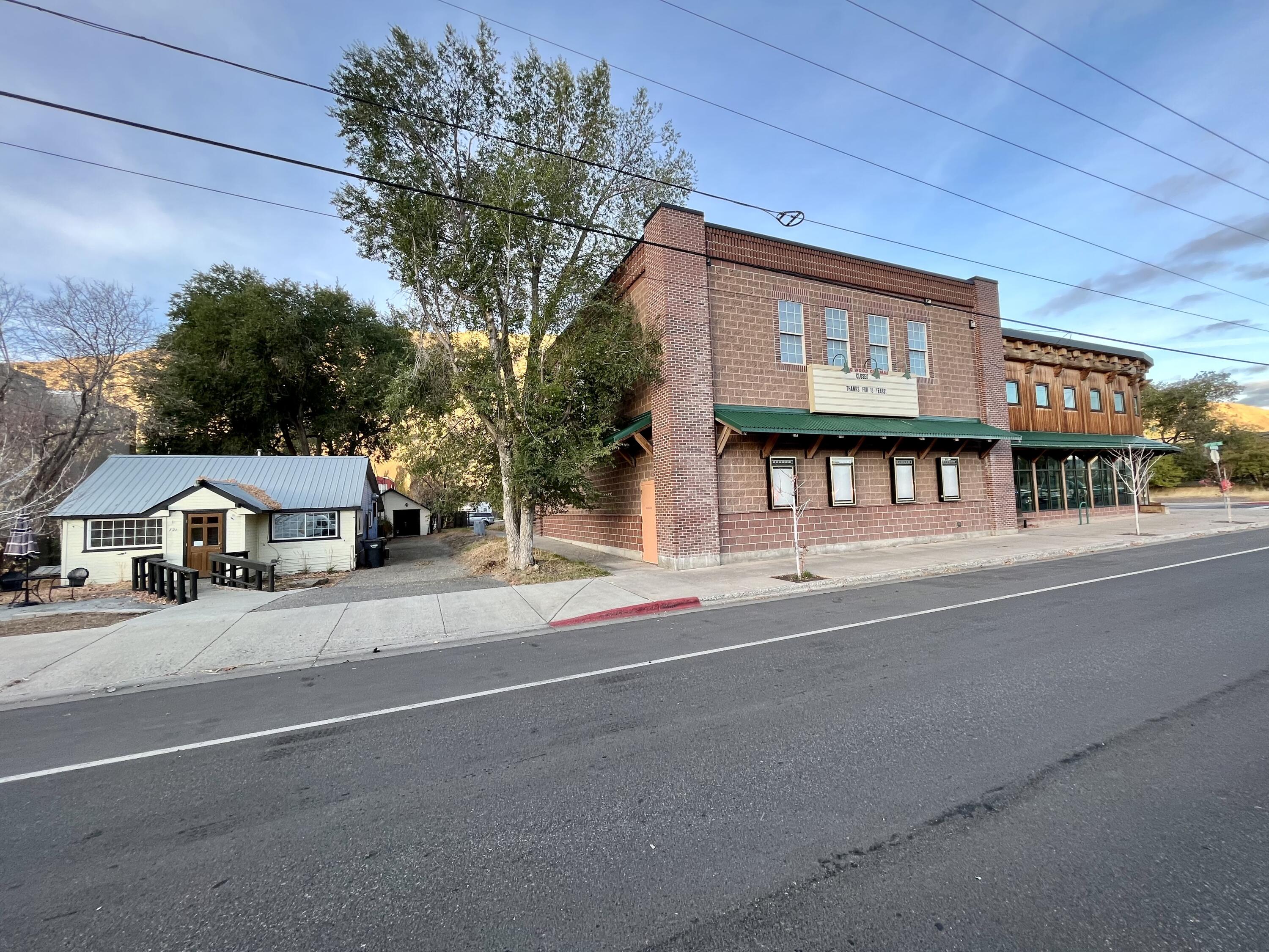 801 N Main St Property Photo 1