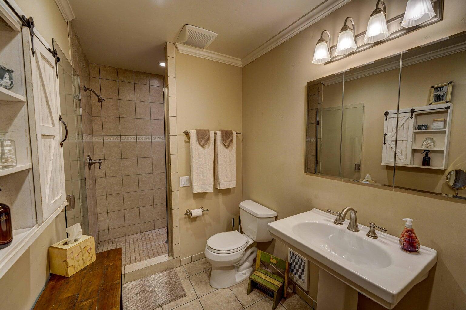 93 Pioneer View Dr Property Photo 18