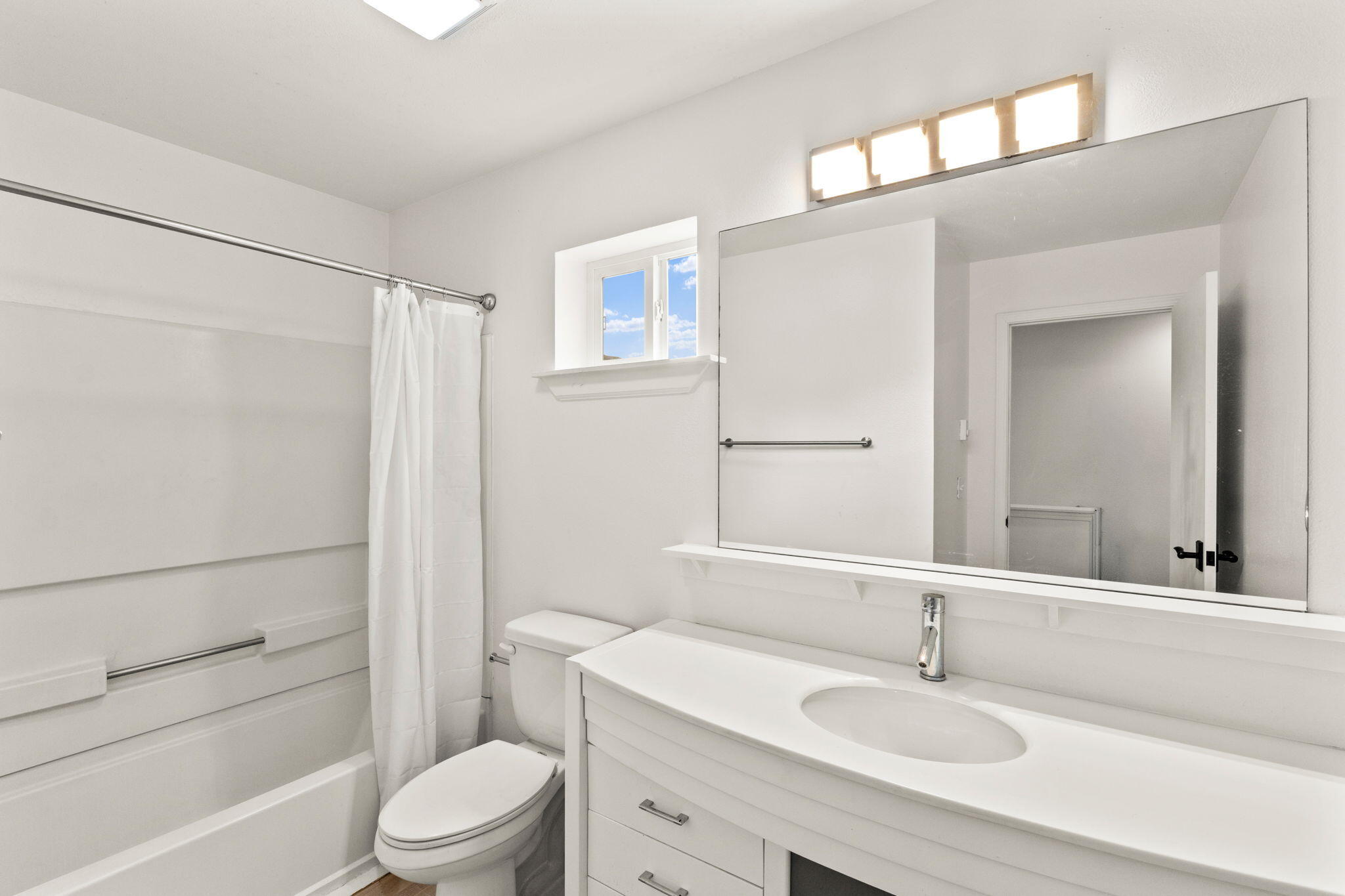 741 Willow Dr B-4 Property Photo 13