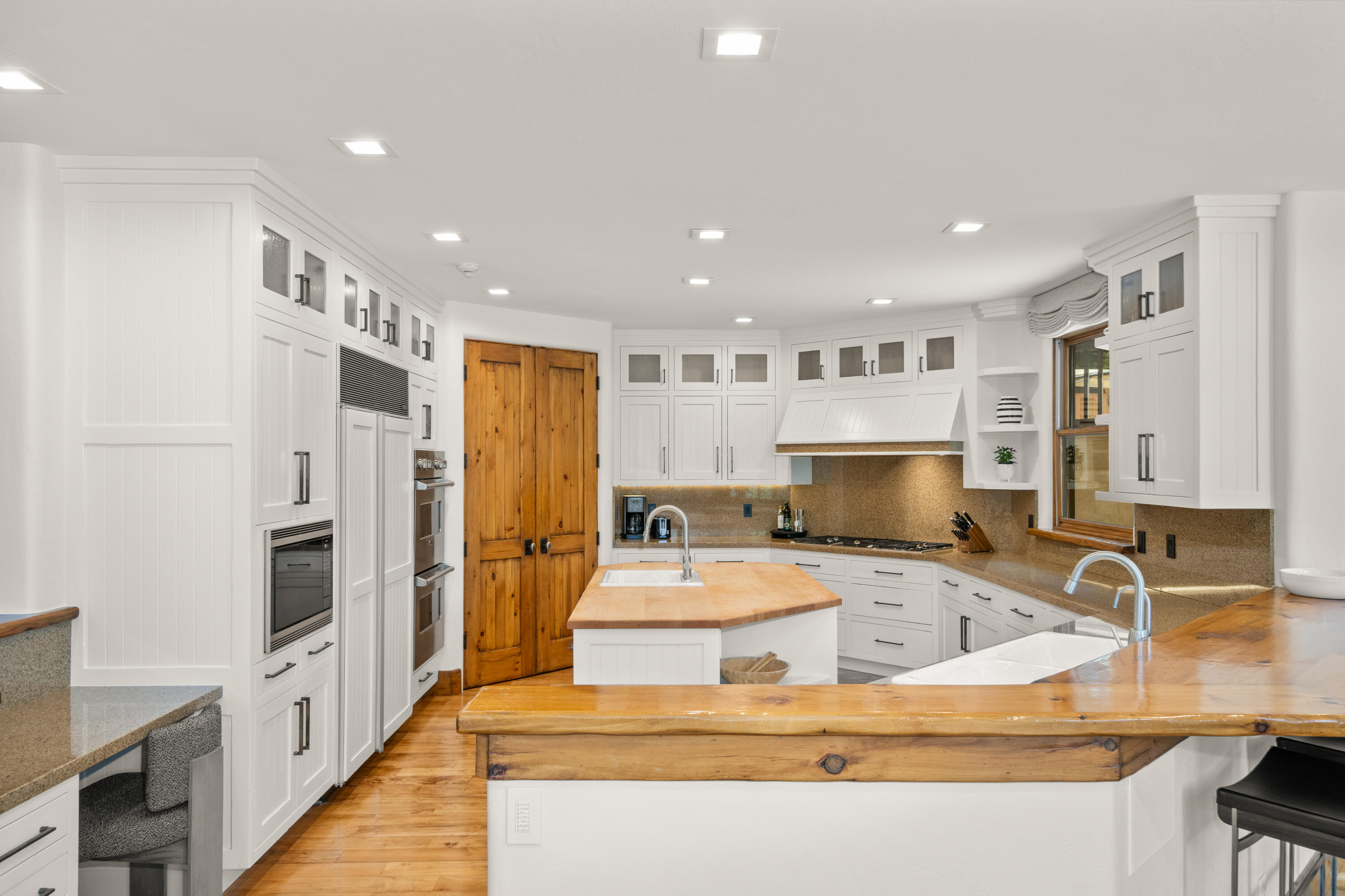 160 Telemark Rd Property Photo 8