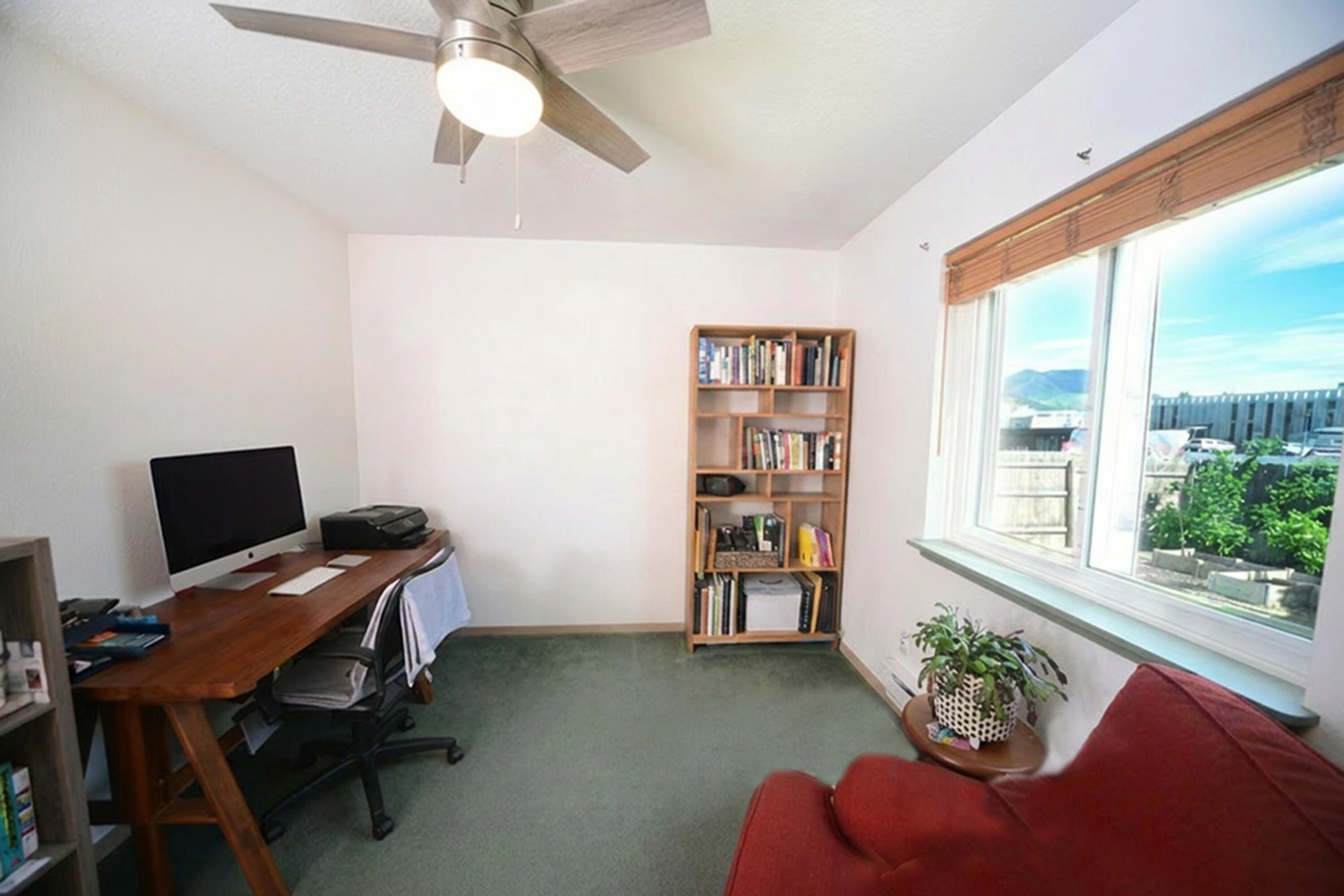 940 Cherry Hill Dr Property Photo 13