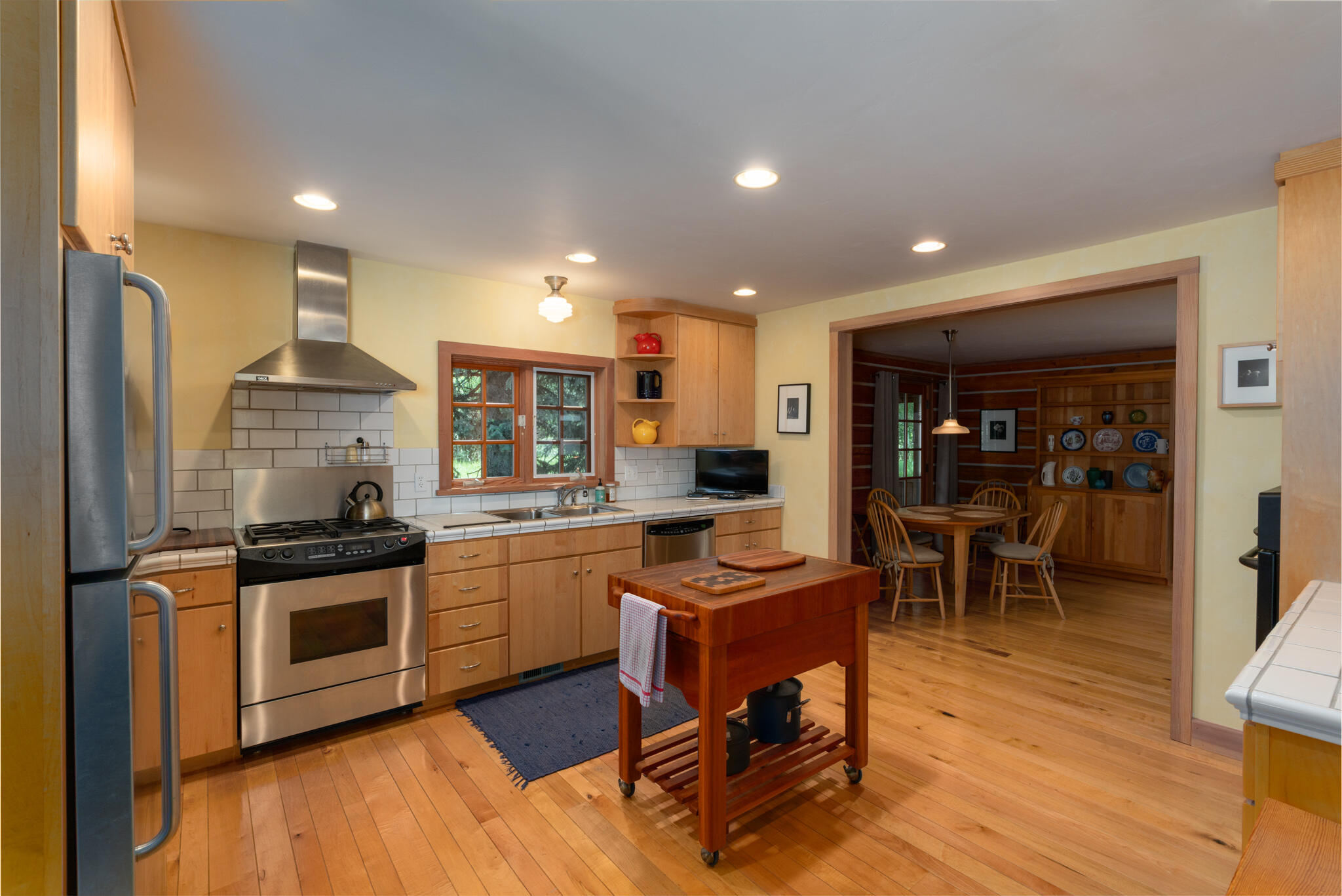 21 Property Photo 4