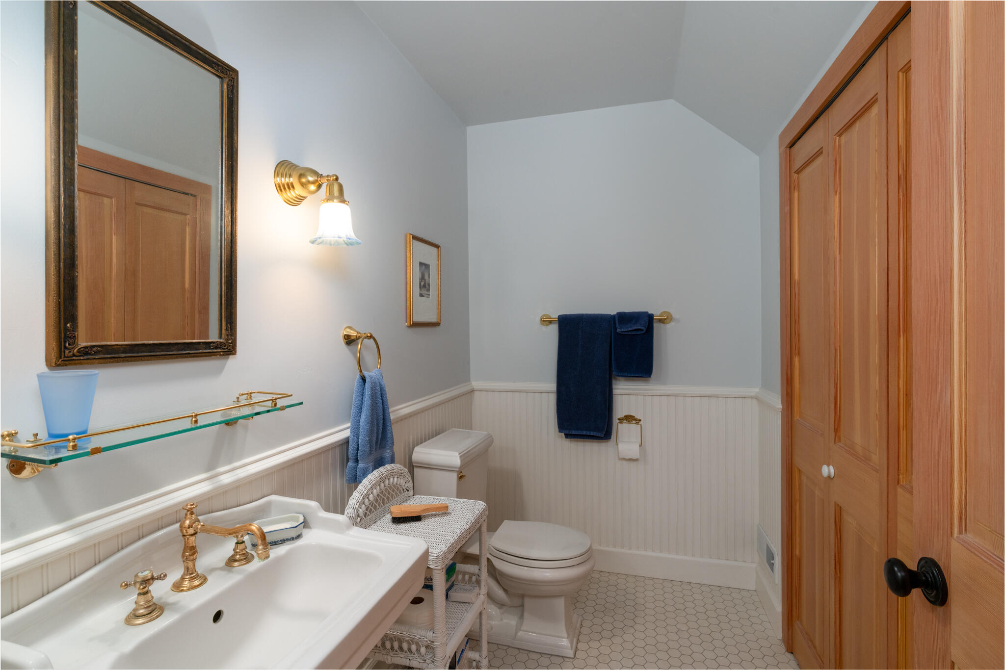 21 Property Photo 23