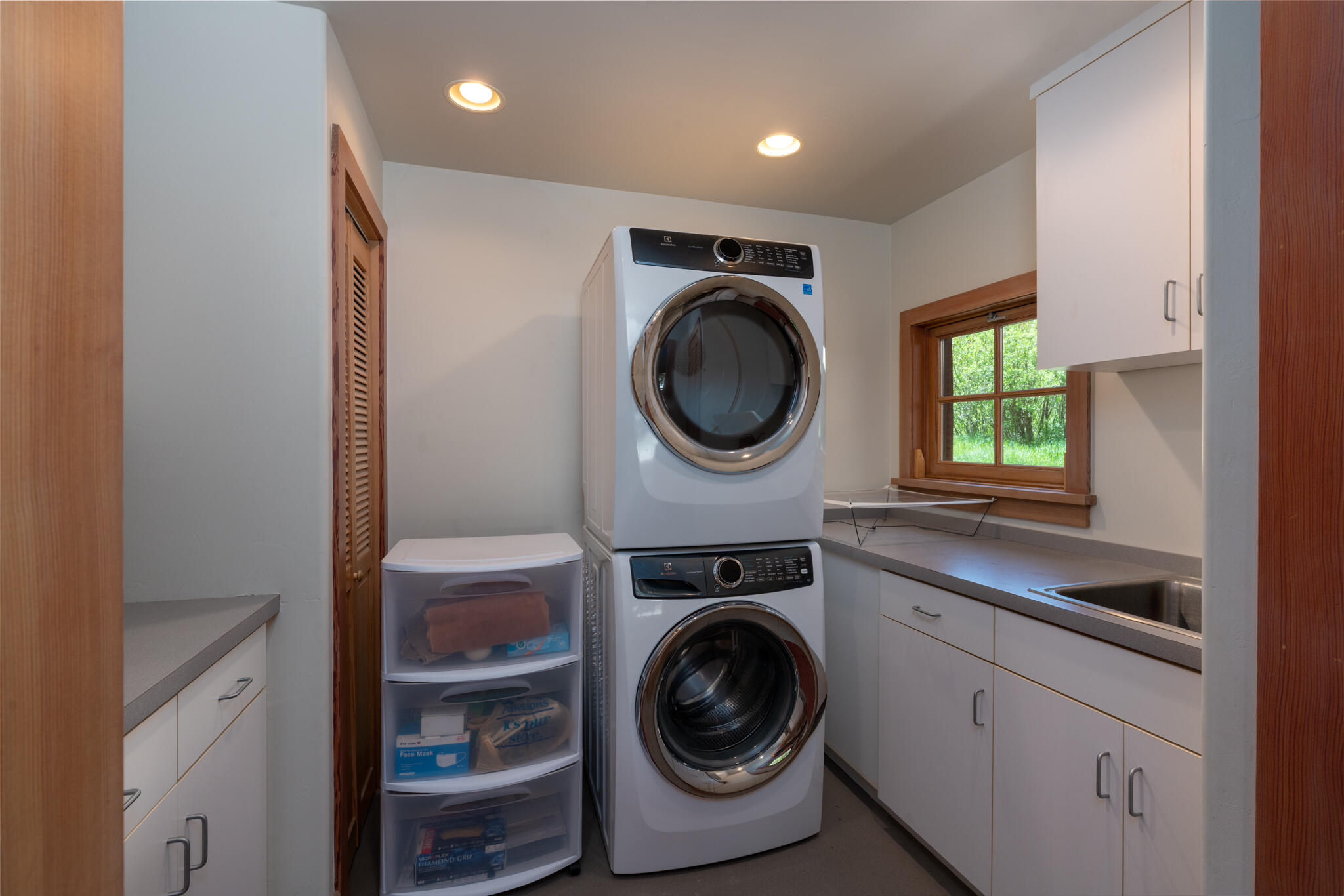 21 Property Photo 25