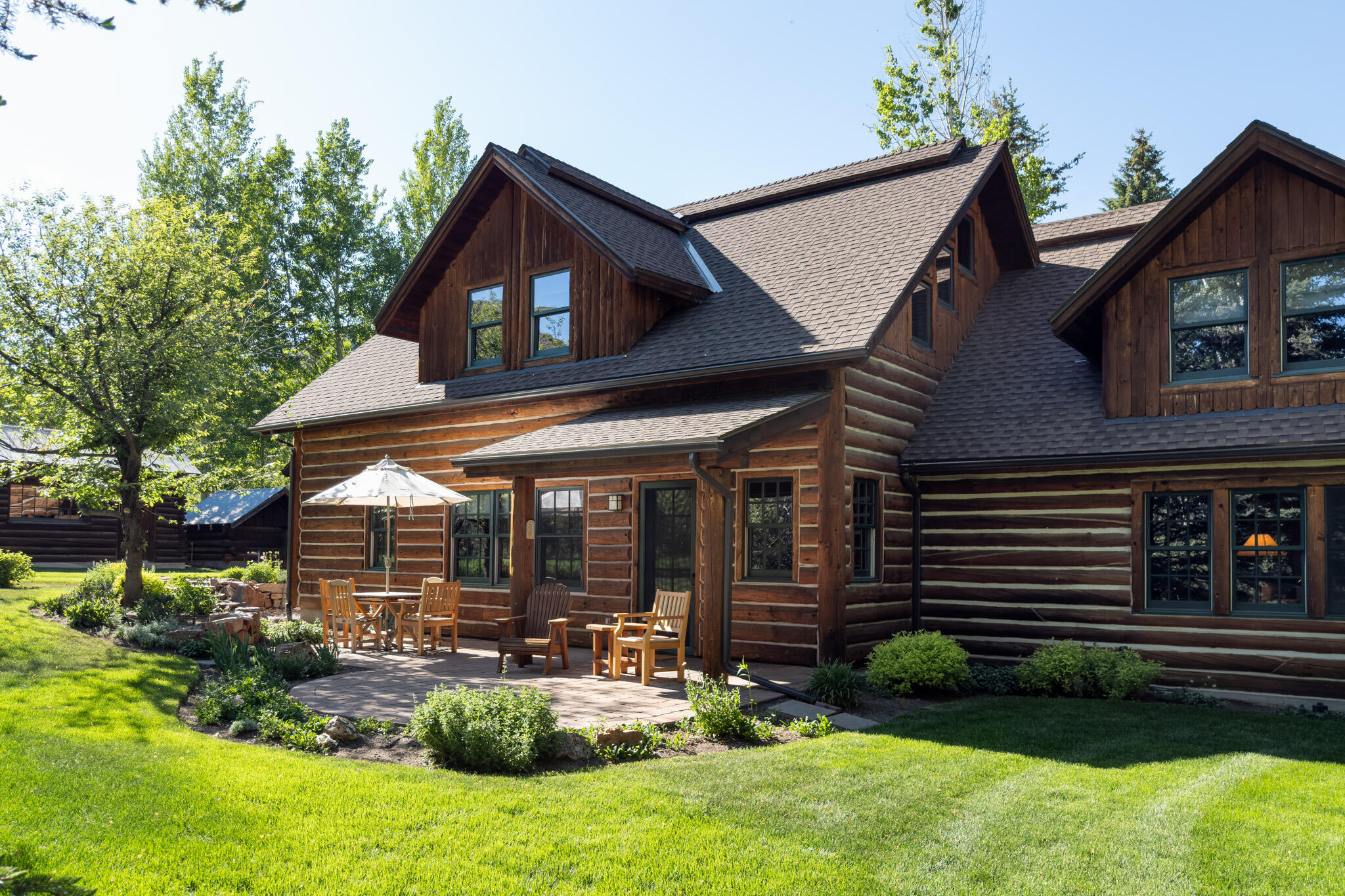 21 Property Photo 39