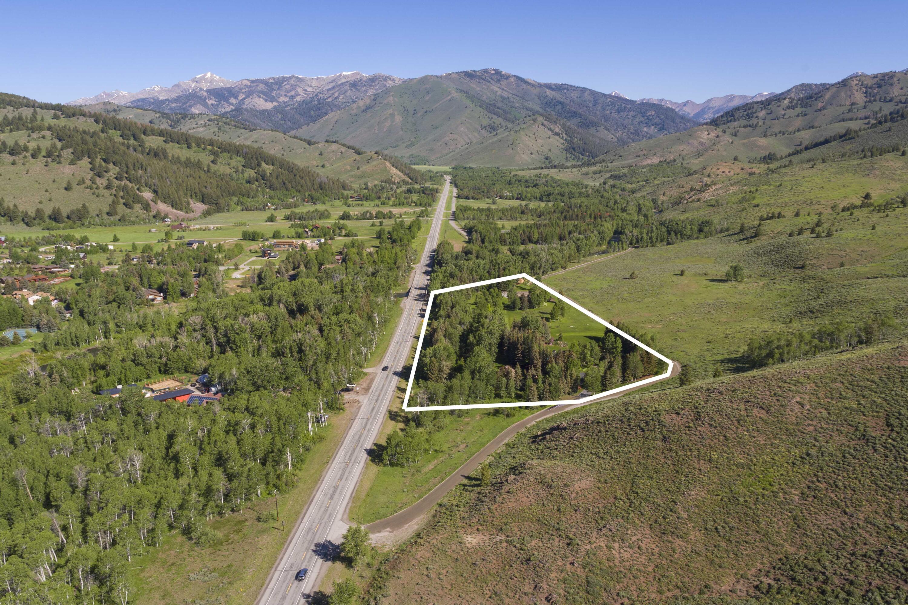 13505 State Hwy 75 Property Photo 2