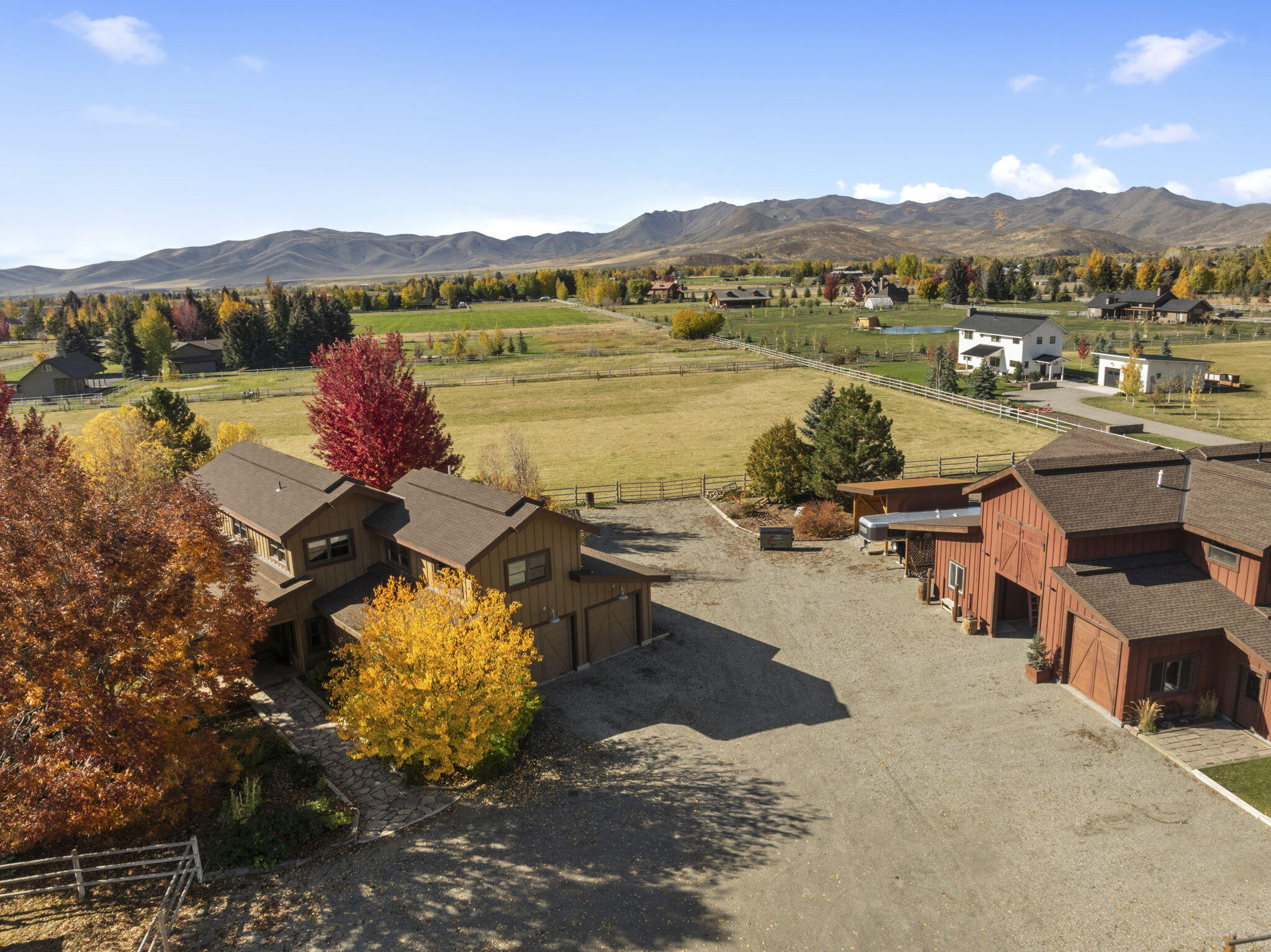 113 Equus Loop Property Photo 2