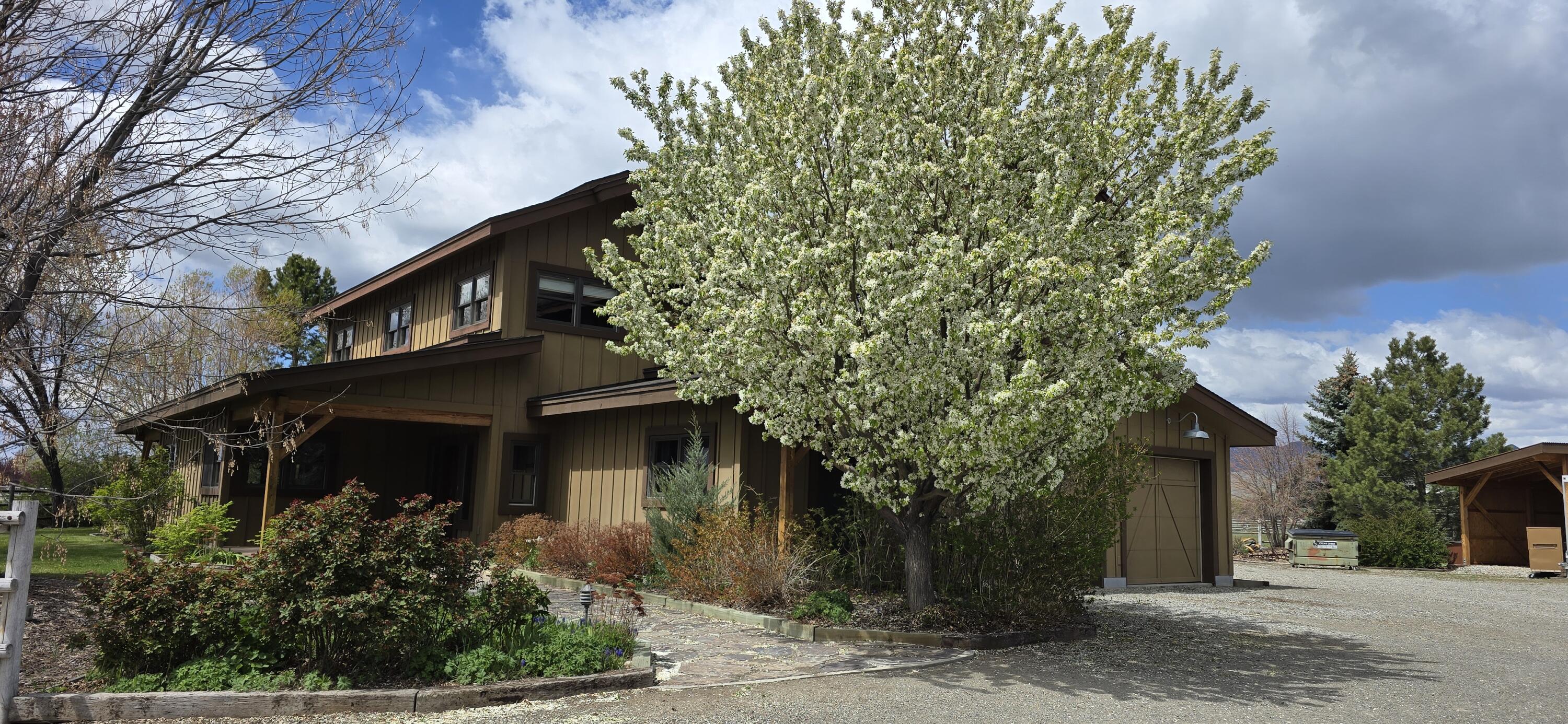 113 Equus Loop Property Photo 17